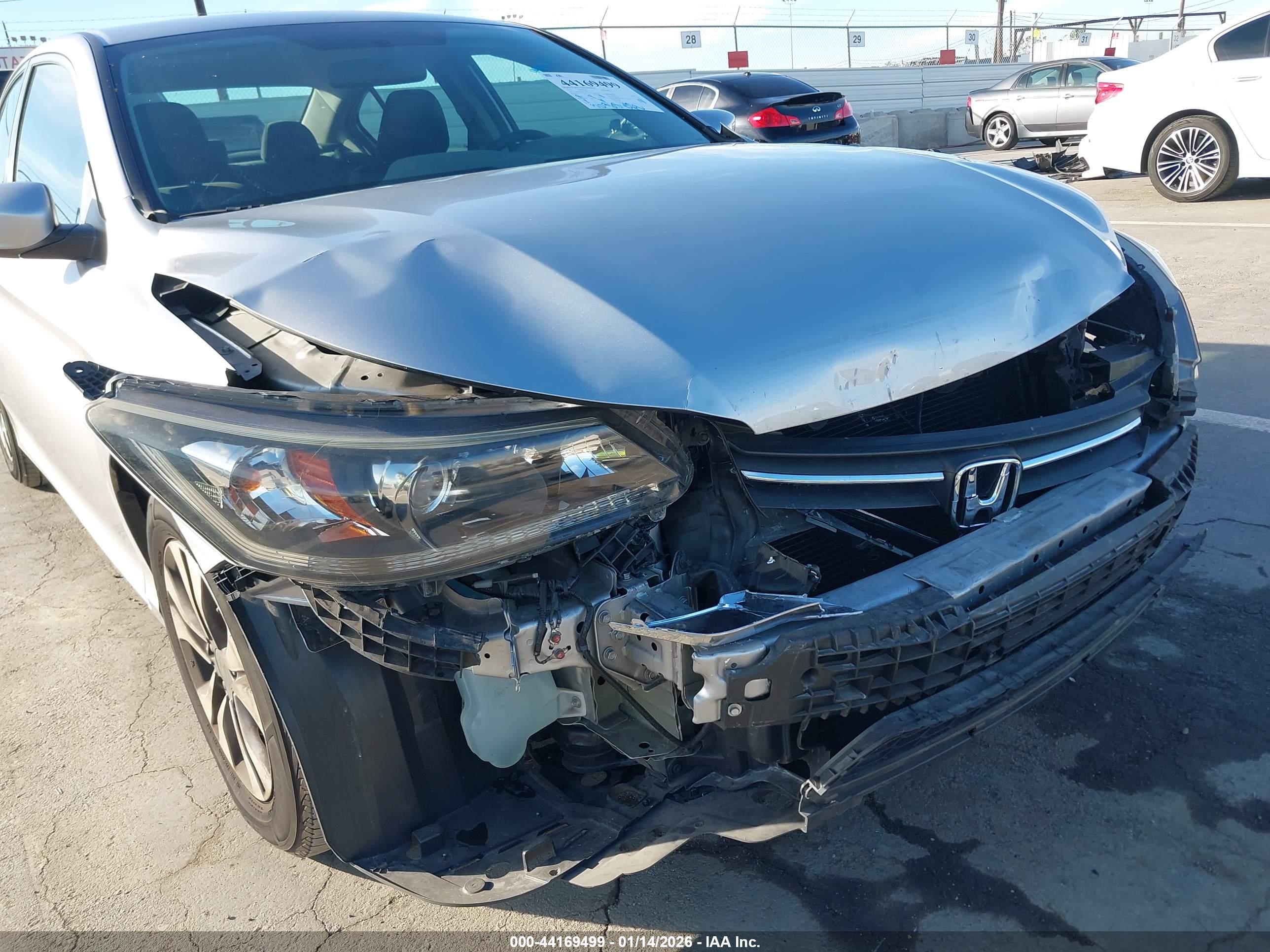 HONDA ACCORD image 6