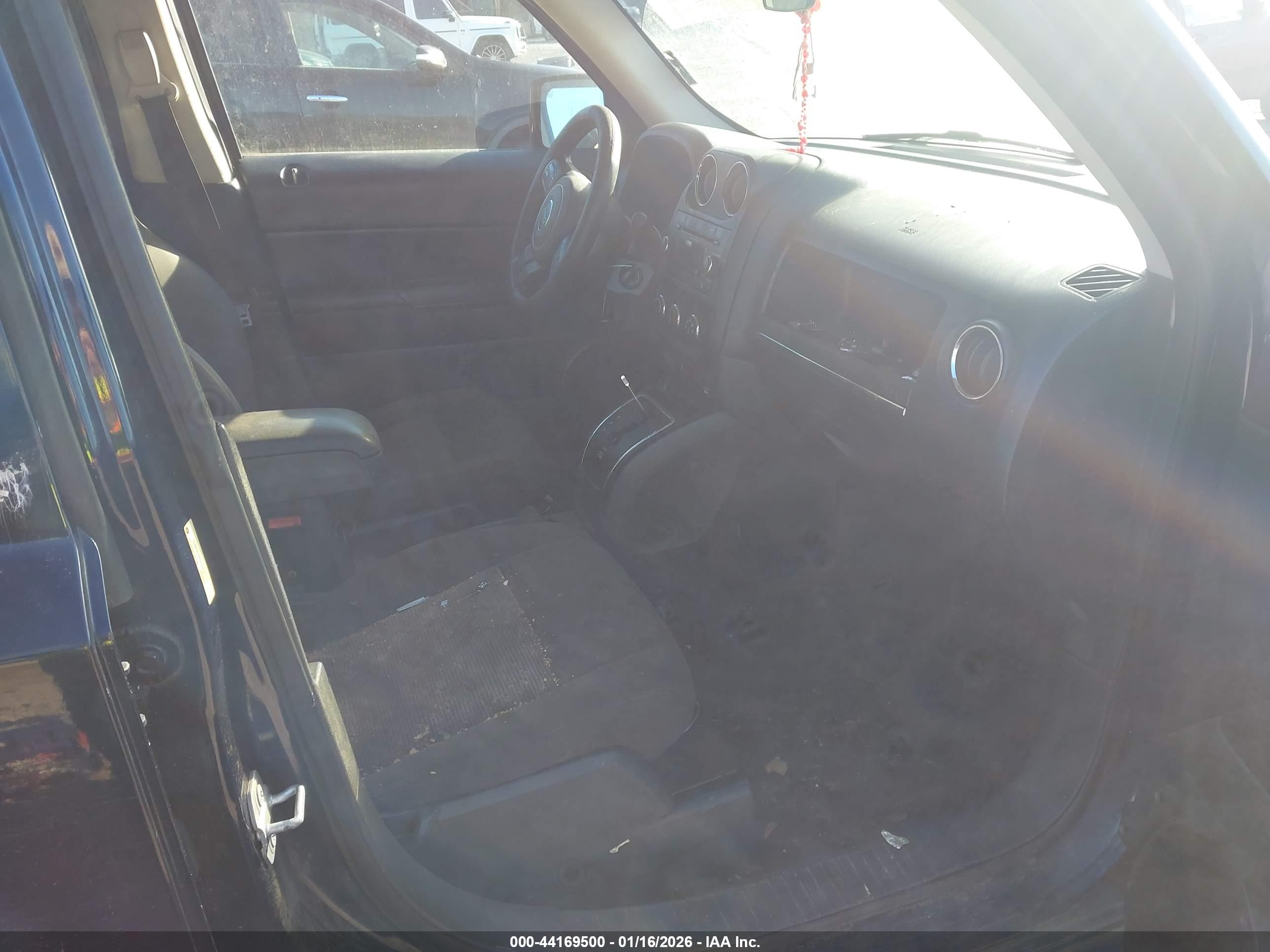 JEEP PATRIOT image 5