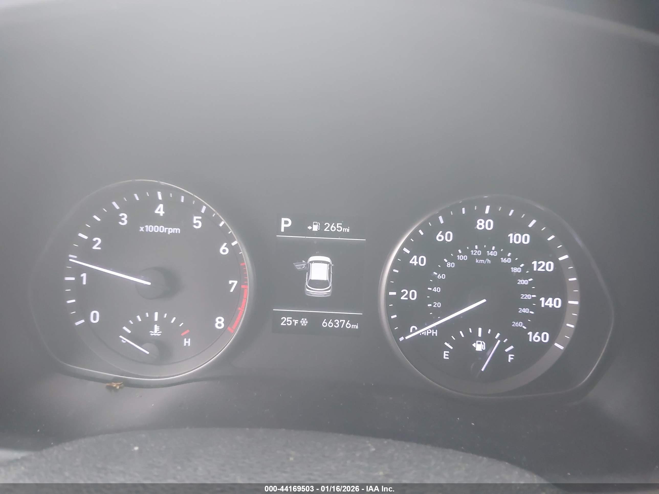 HYUNDAI ELANTRA image 7