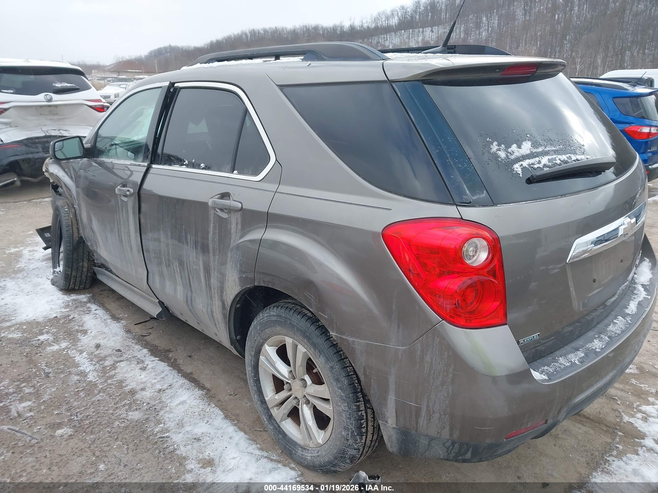 CHEVROLET EQUINOX image 3