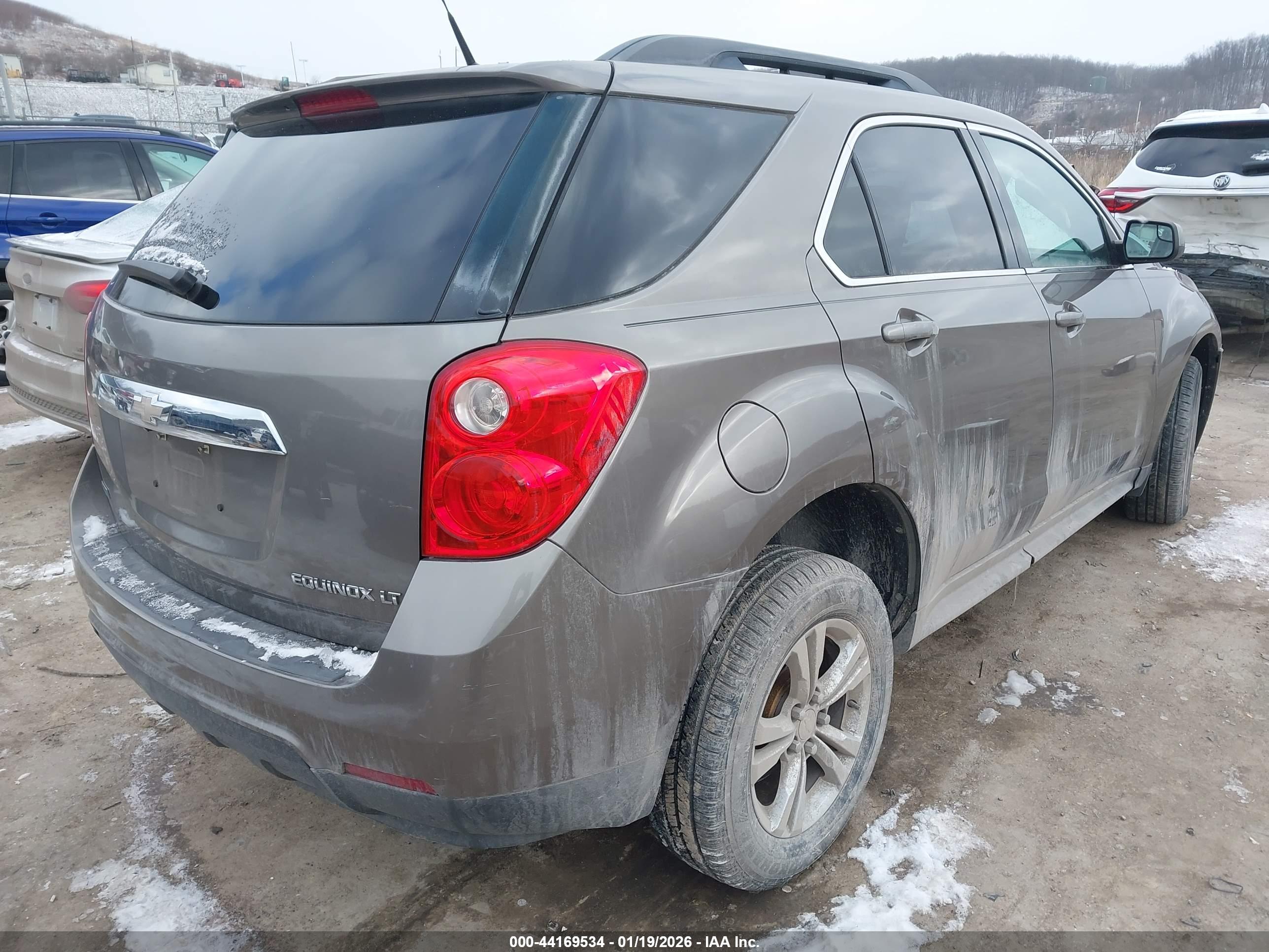 CHEVROLET EQUINOX image 4