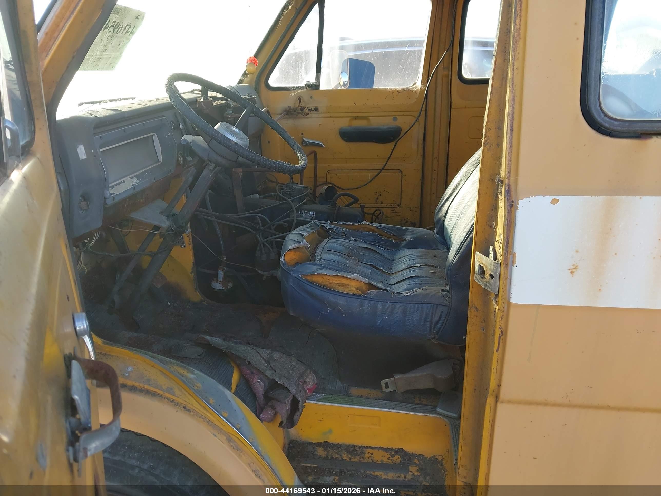 FORD VAN image 5