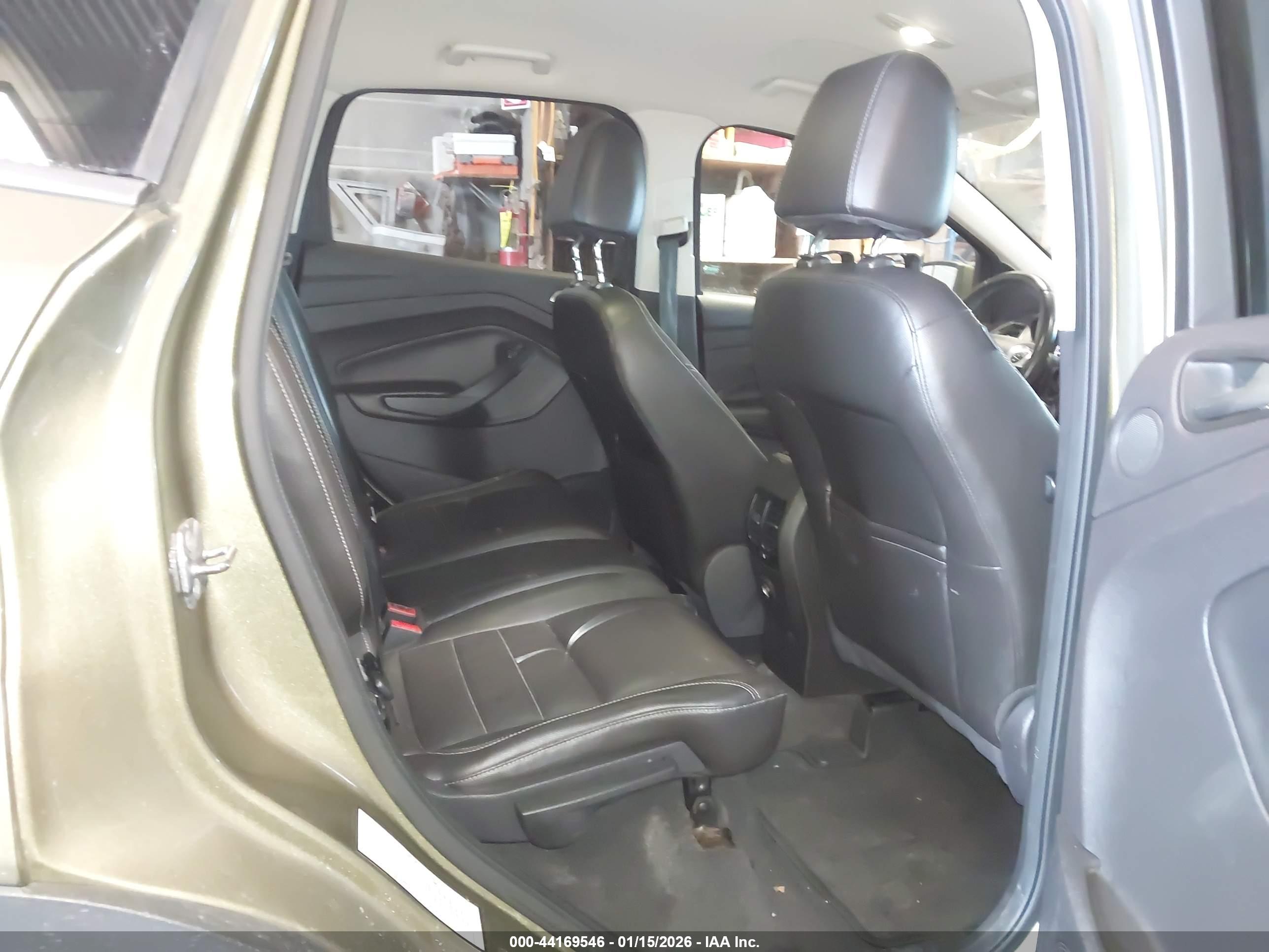 FORD ESCAPE image 8