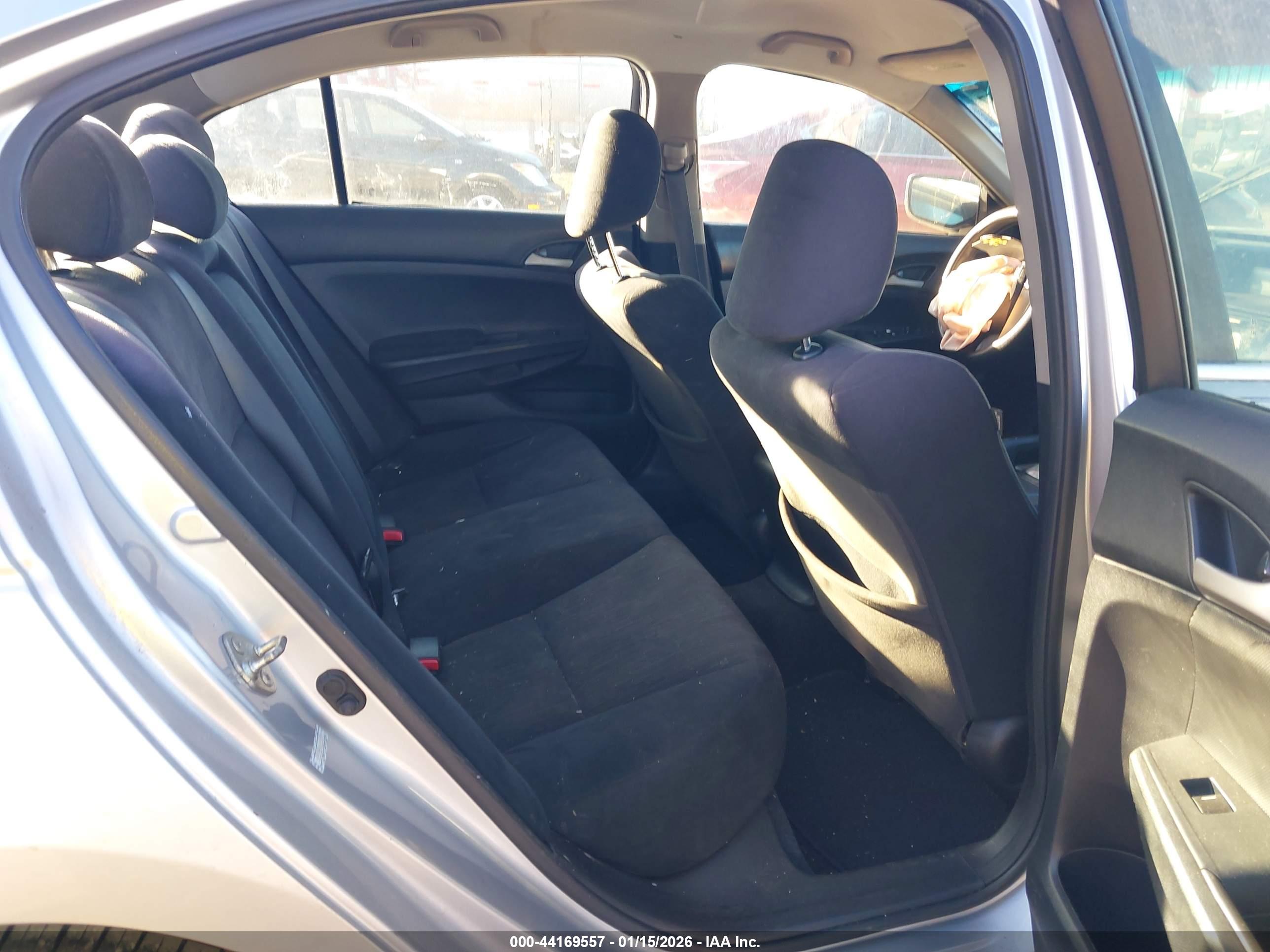 HONDA ACCORD image 8
