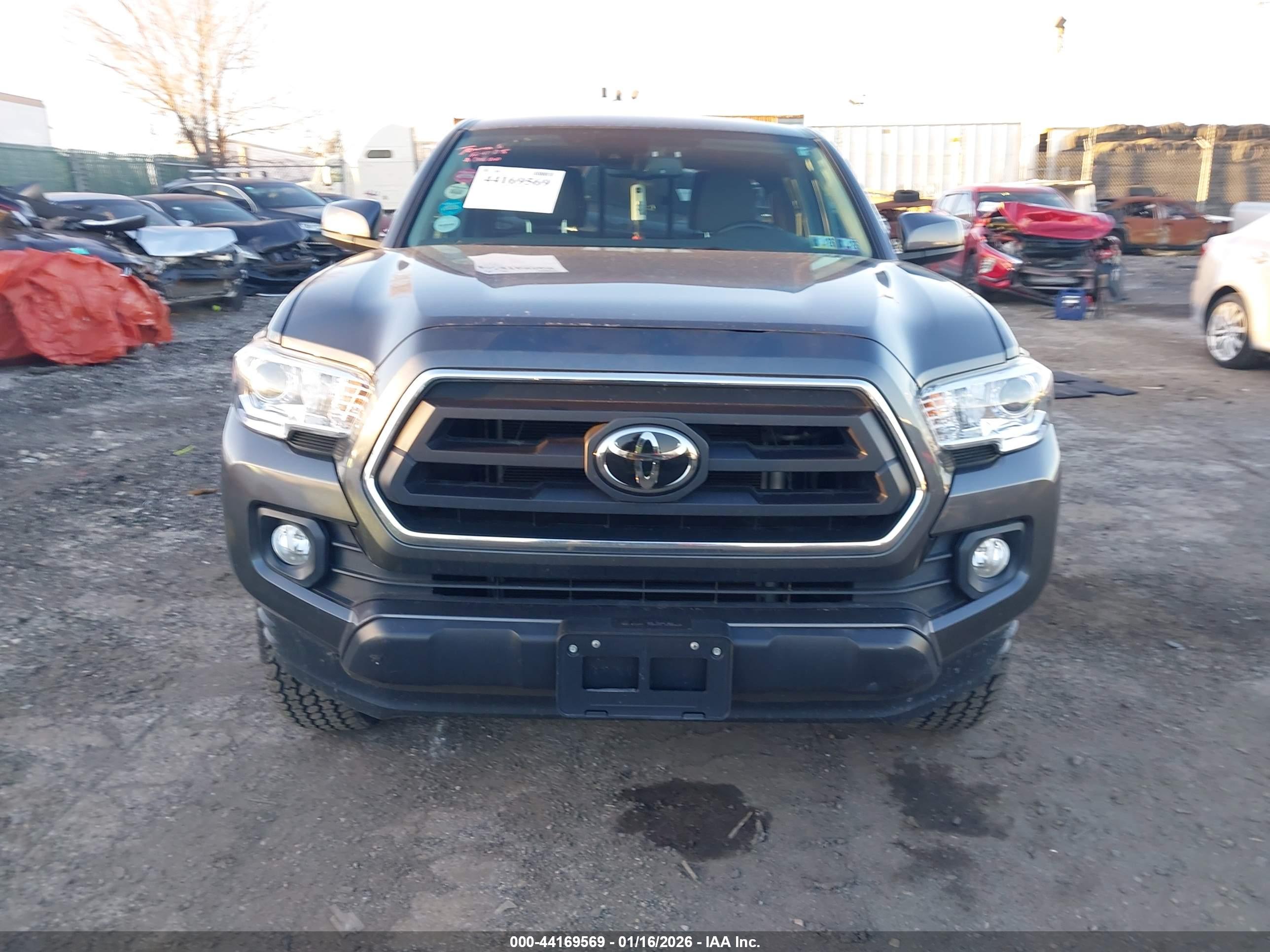 TOYOTA TACOMA image 6