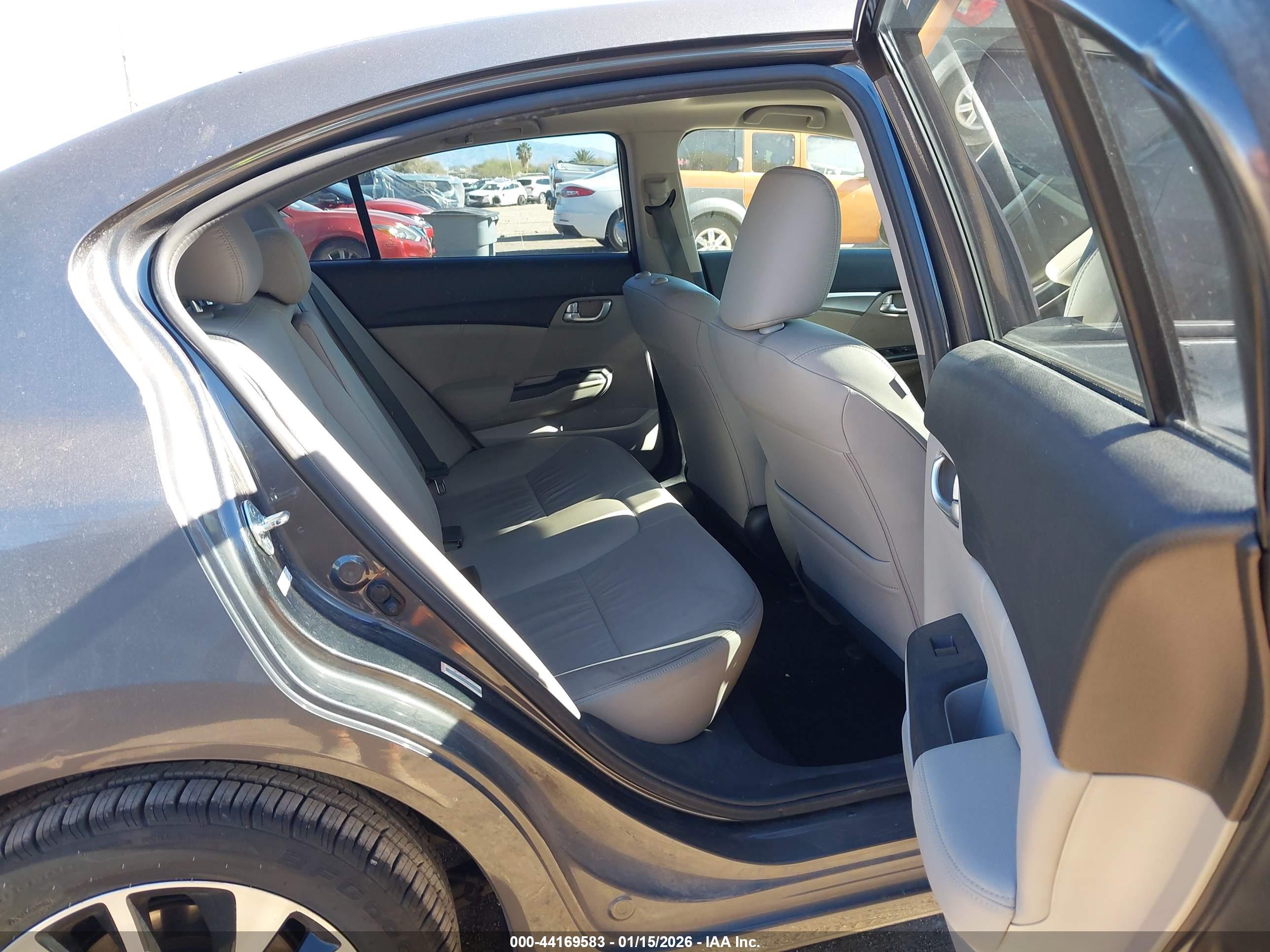 HONDA CIVIC image 8