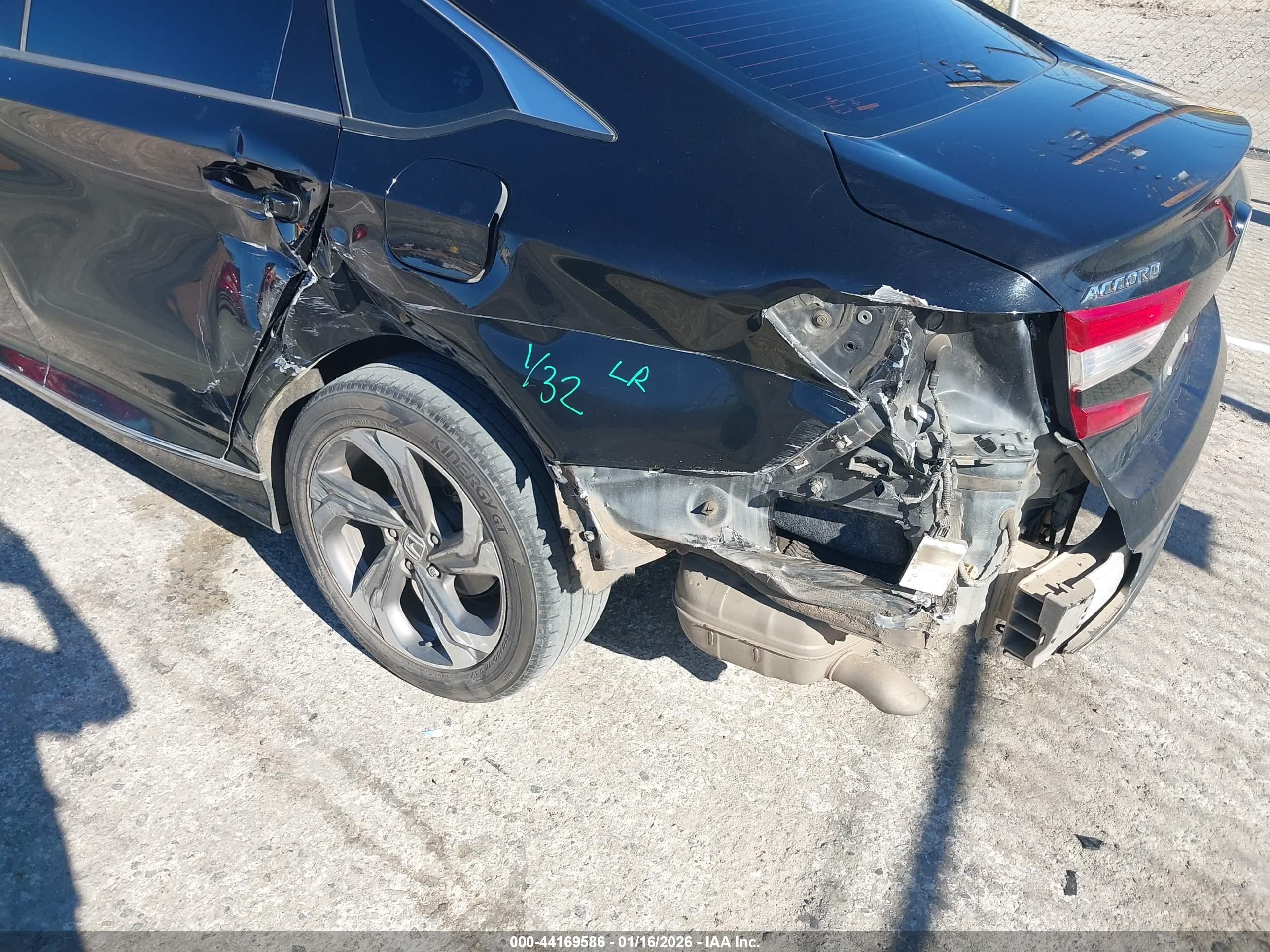 HONDA ACCORD image 6