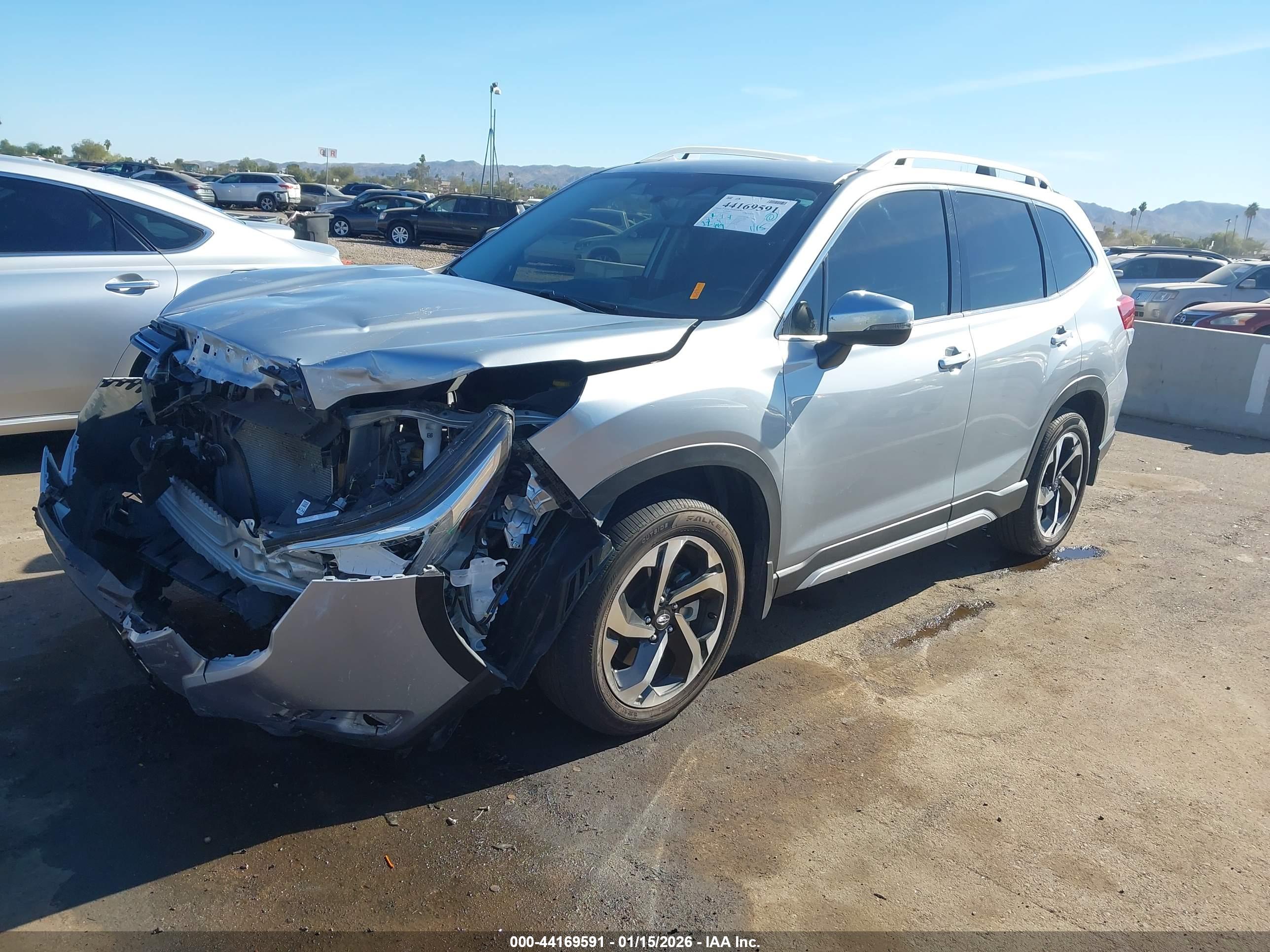 SUBARU FORESTER image 2