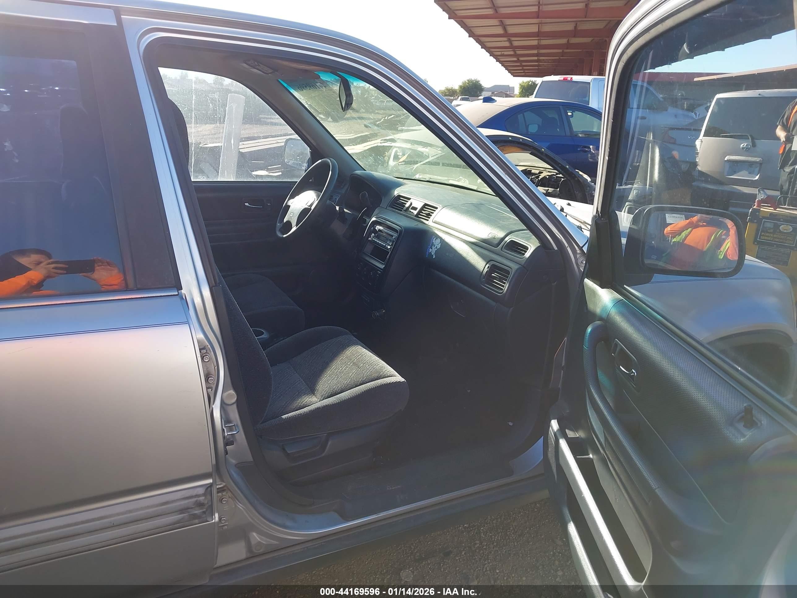HONDA CR-V image 5