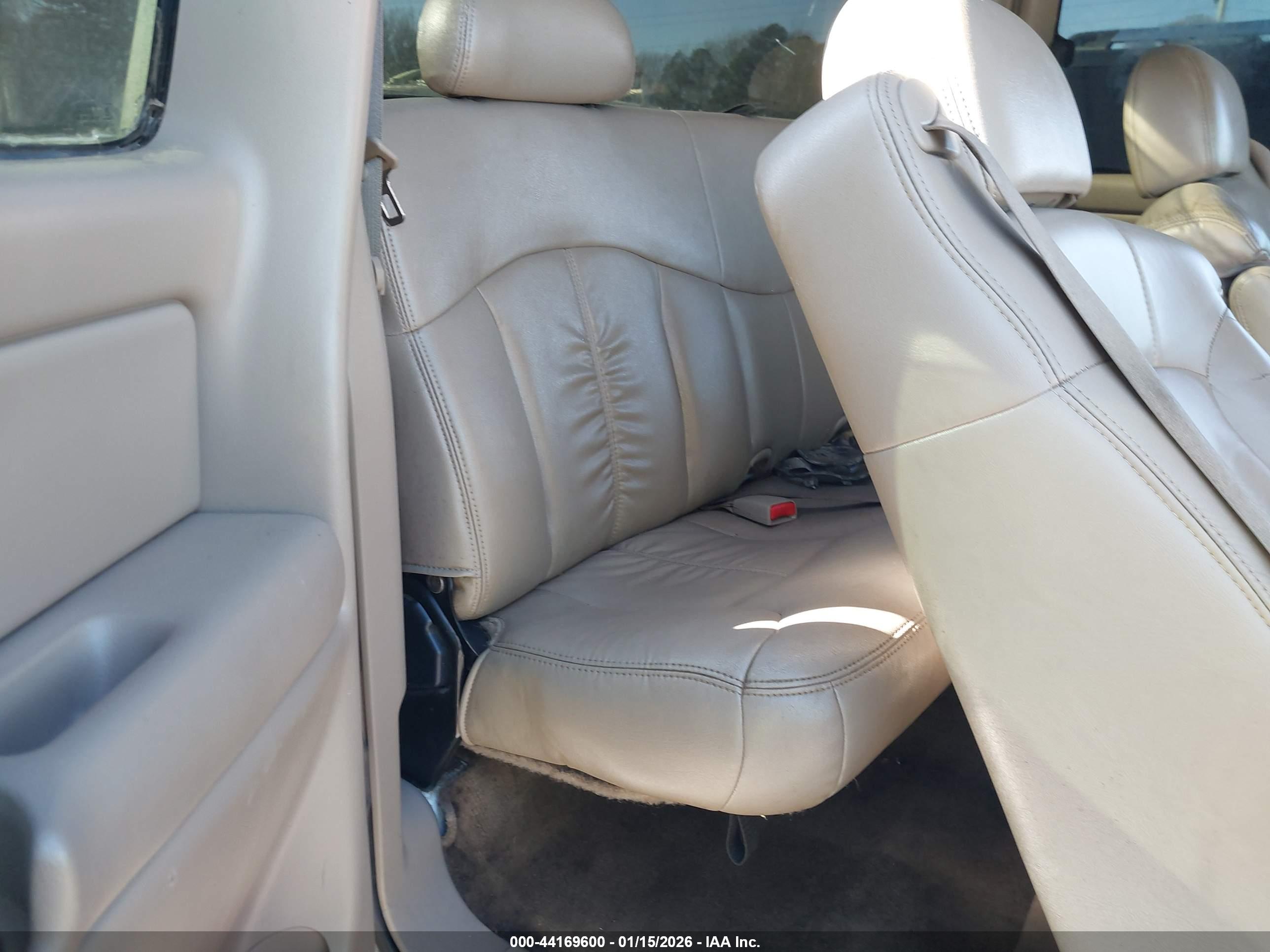 GMC SIERRA image 8