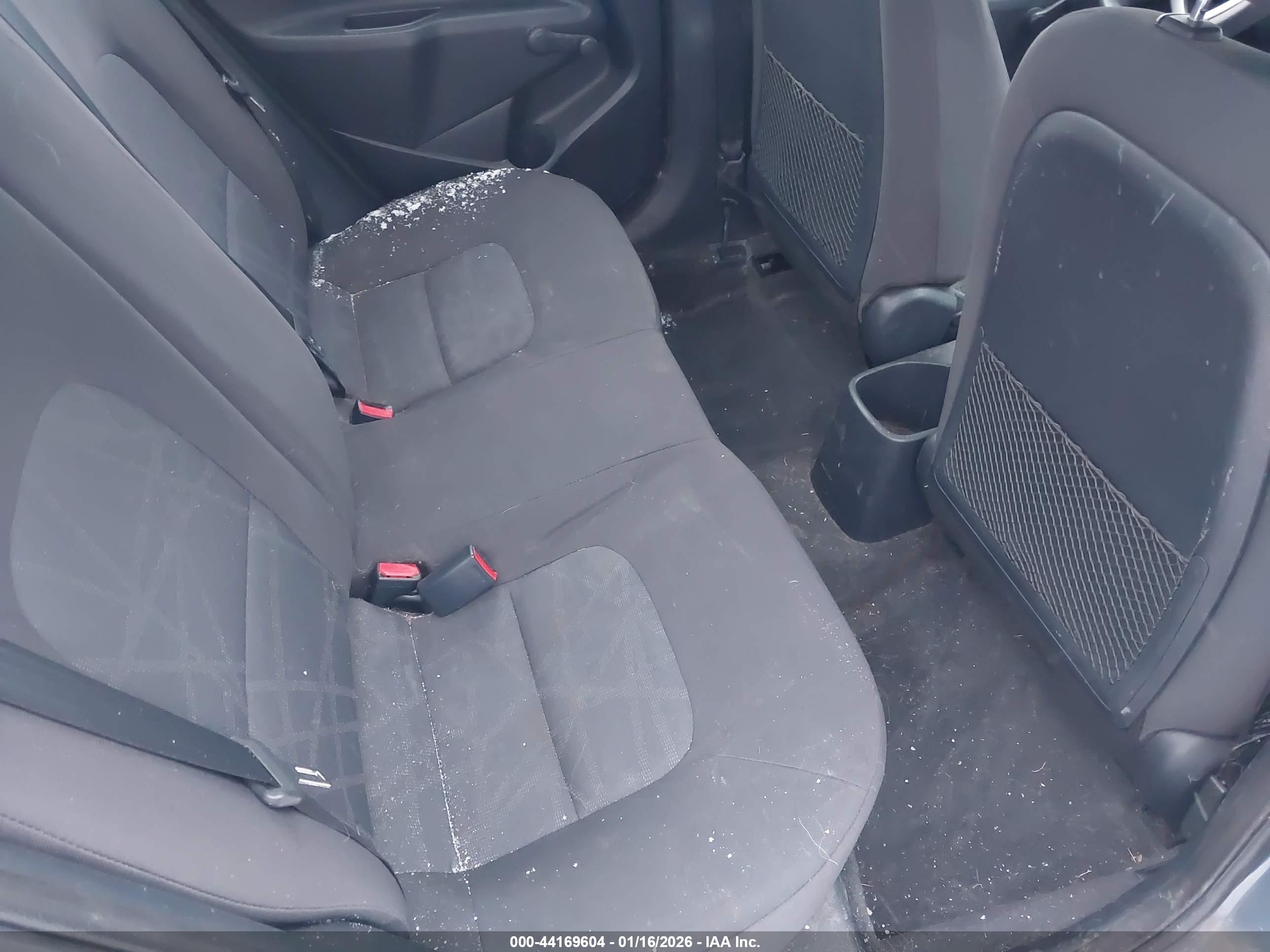 KIA RIO image 8