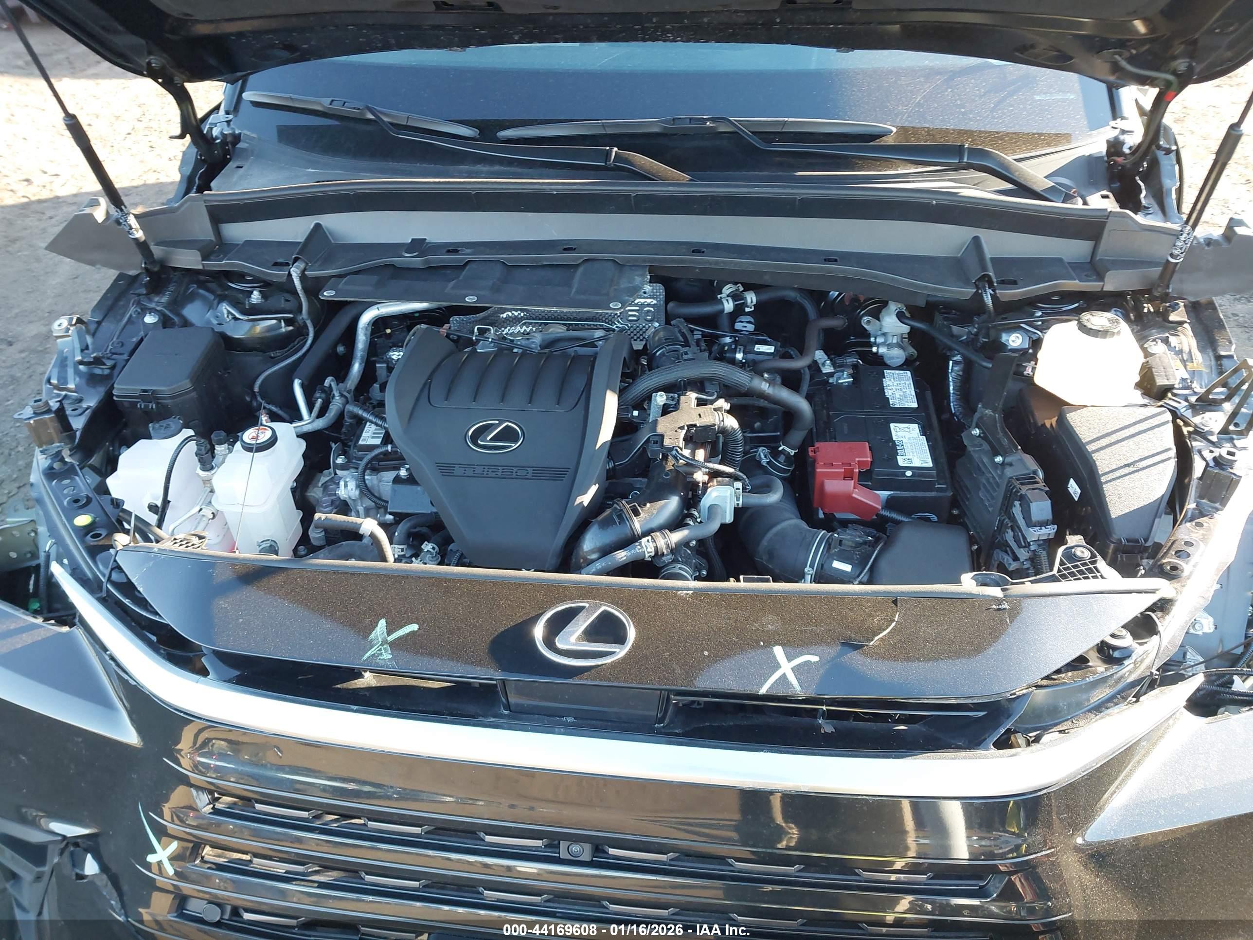 LEXUS TX image 10