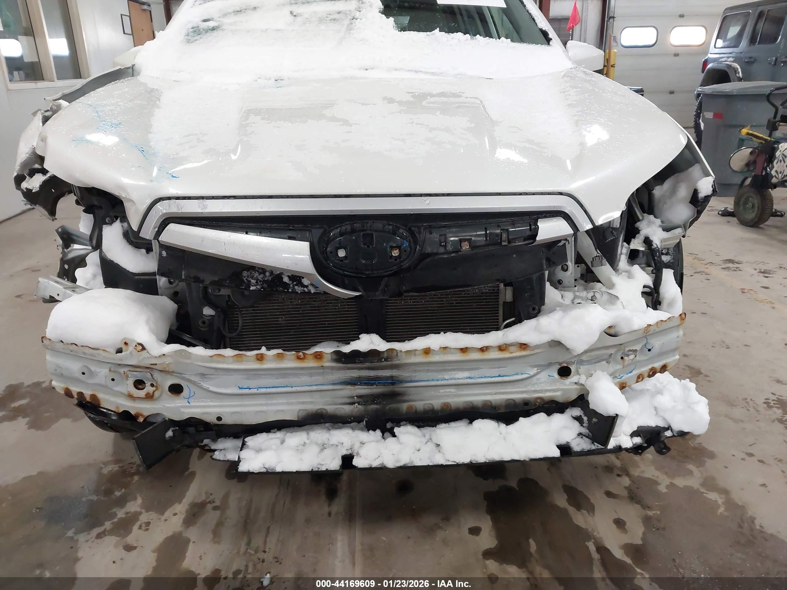SUBARU FORESTER image 6