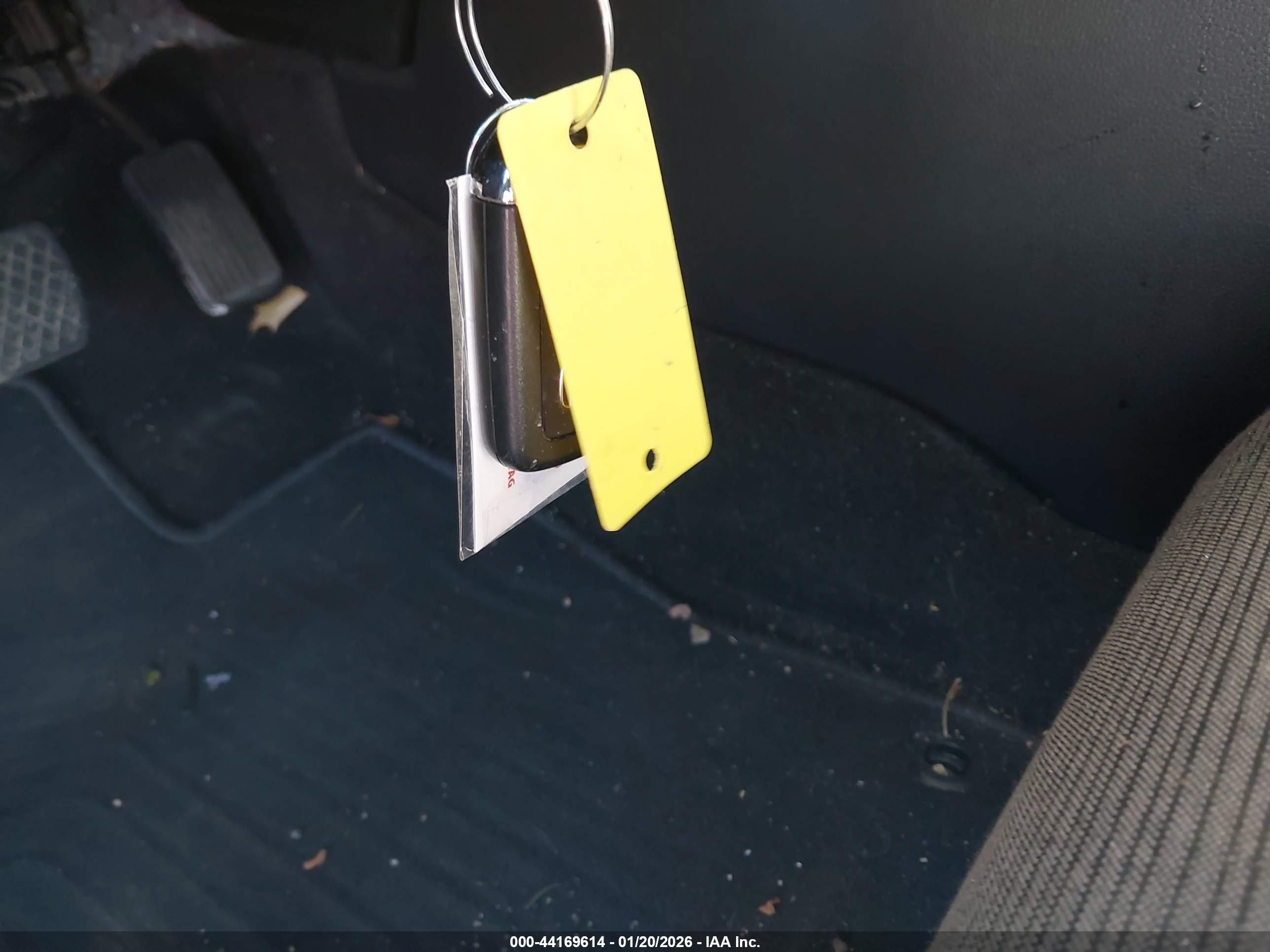 HONDA INSIGHT image 11