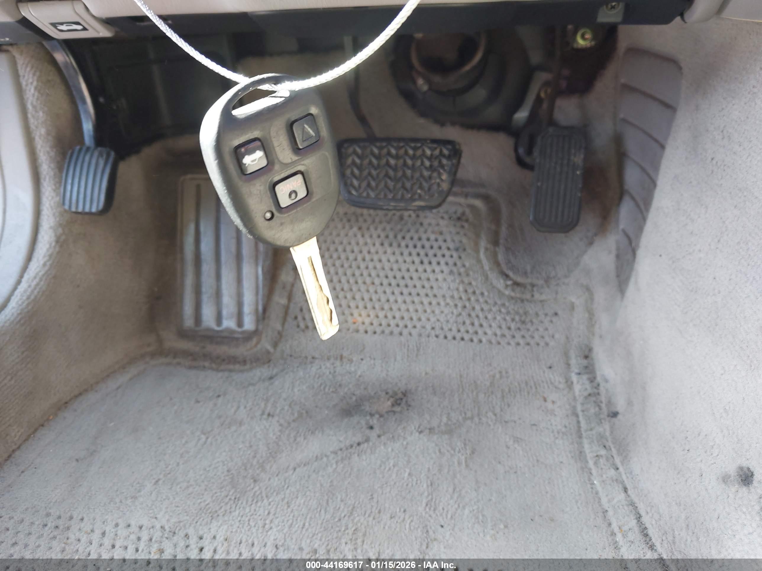 LEXUS GS image 11