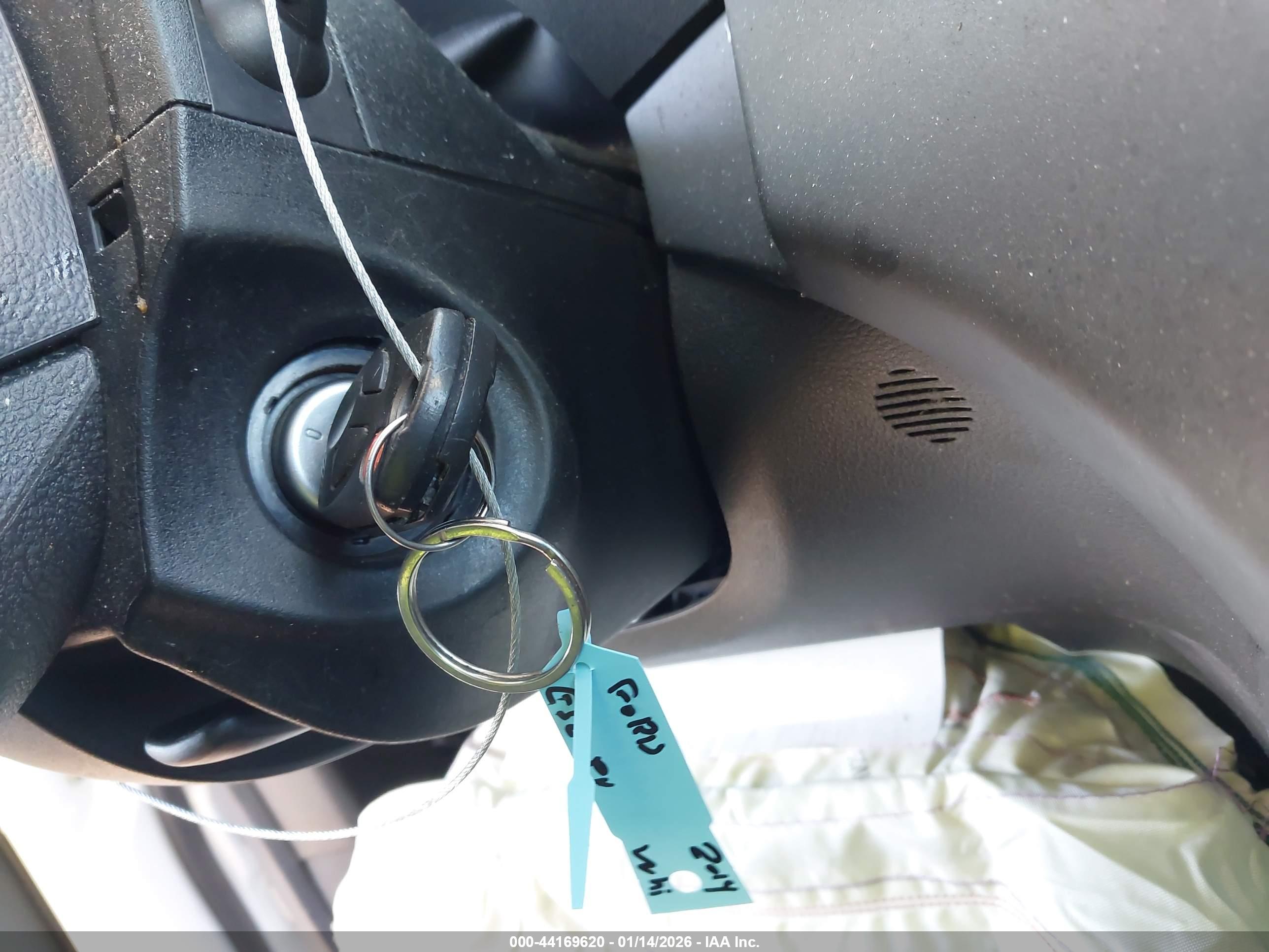 FORD ESCAPE image 11