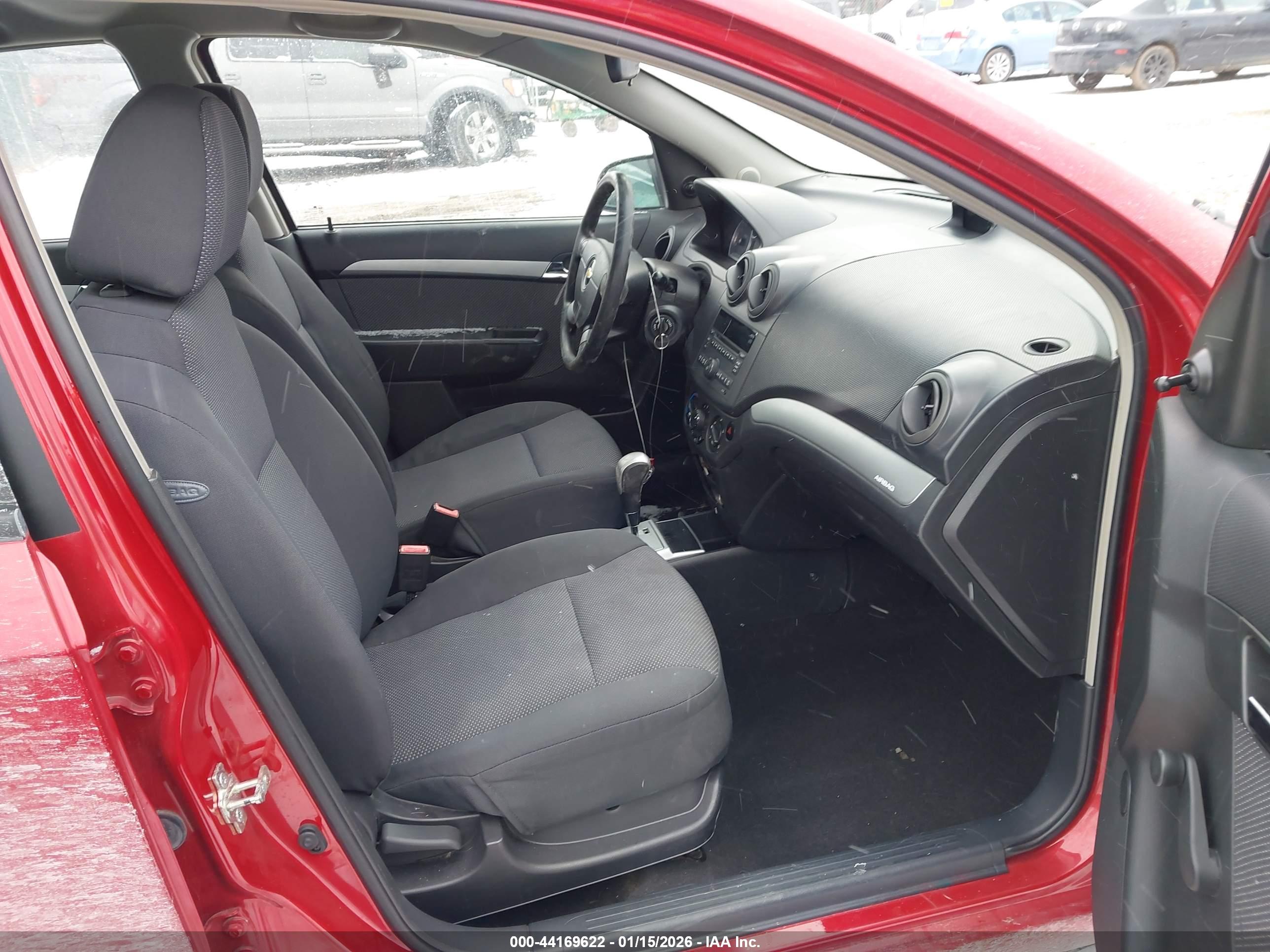 CHEVROLET AVEO image 5