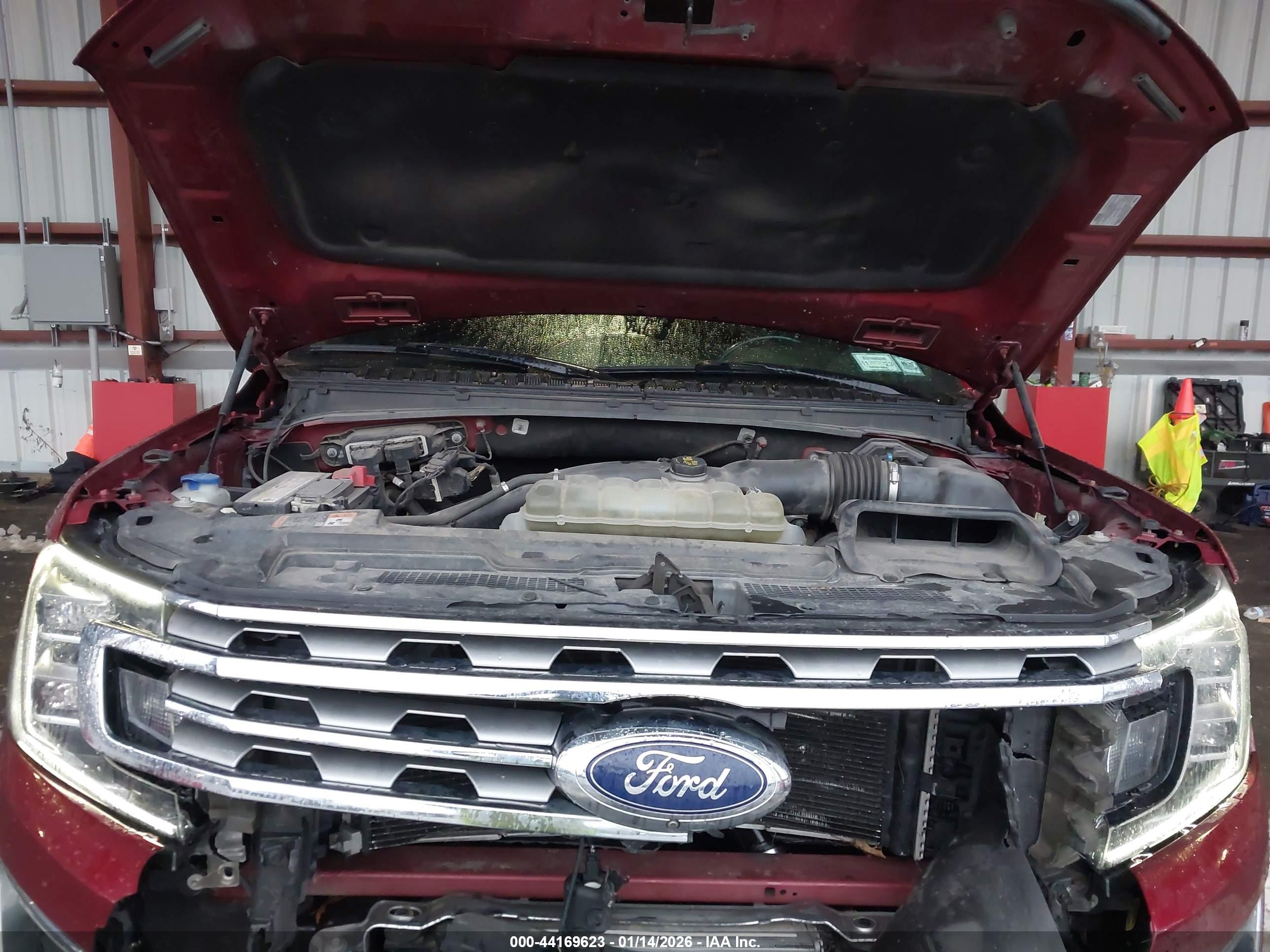 FORD EXPEDITION image 10