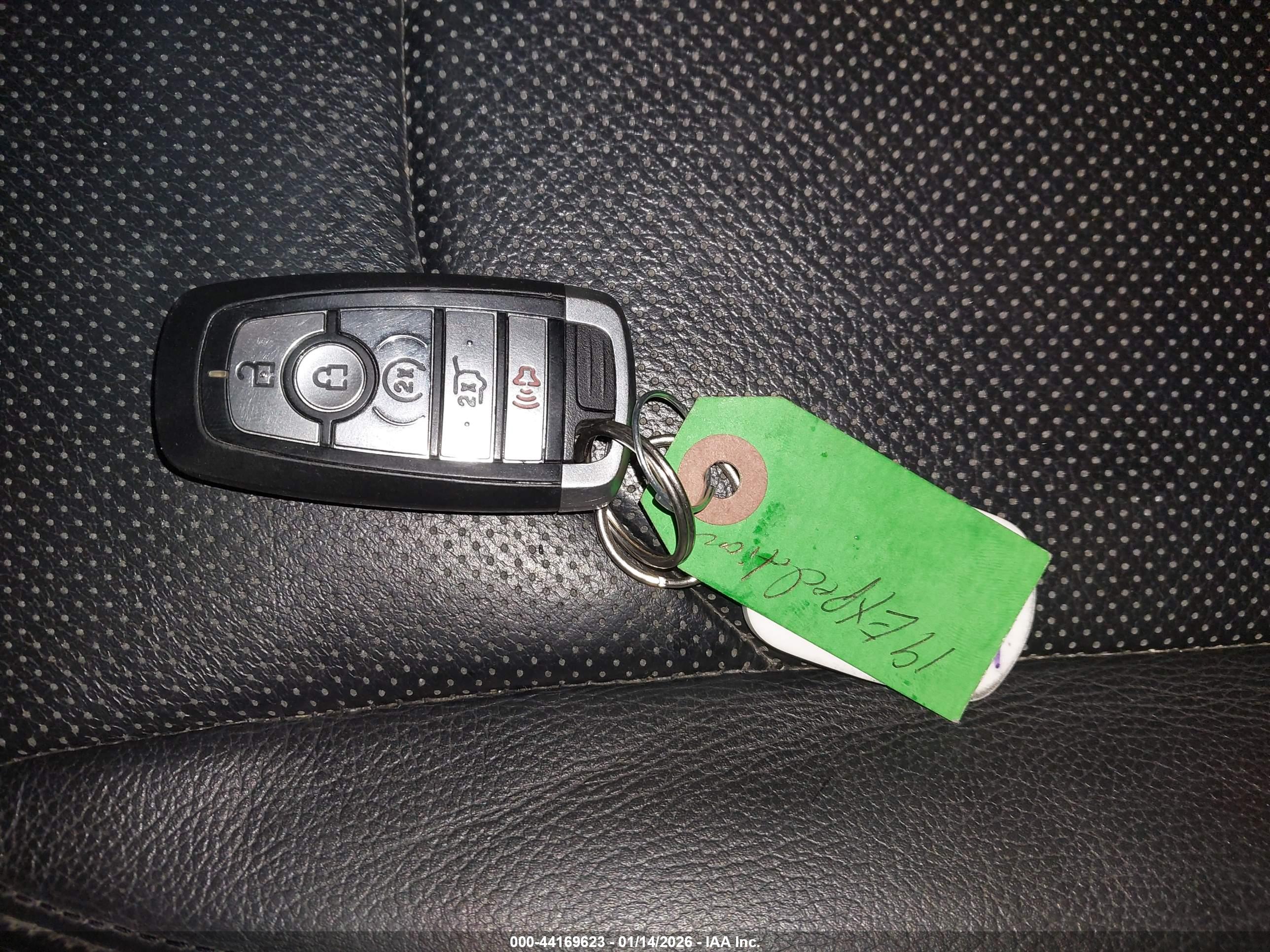 FORD EXPEDITION image 11