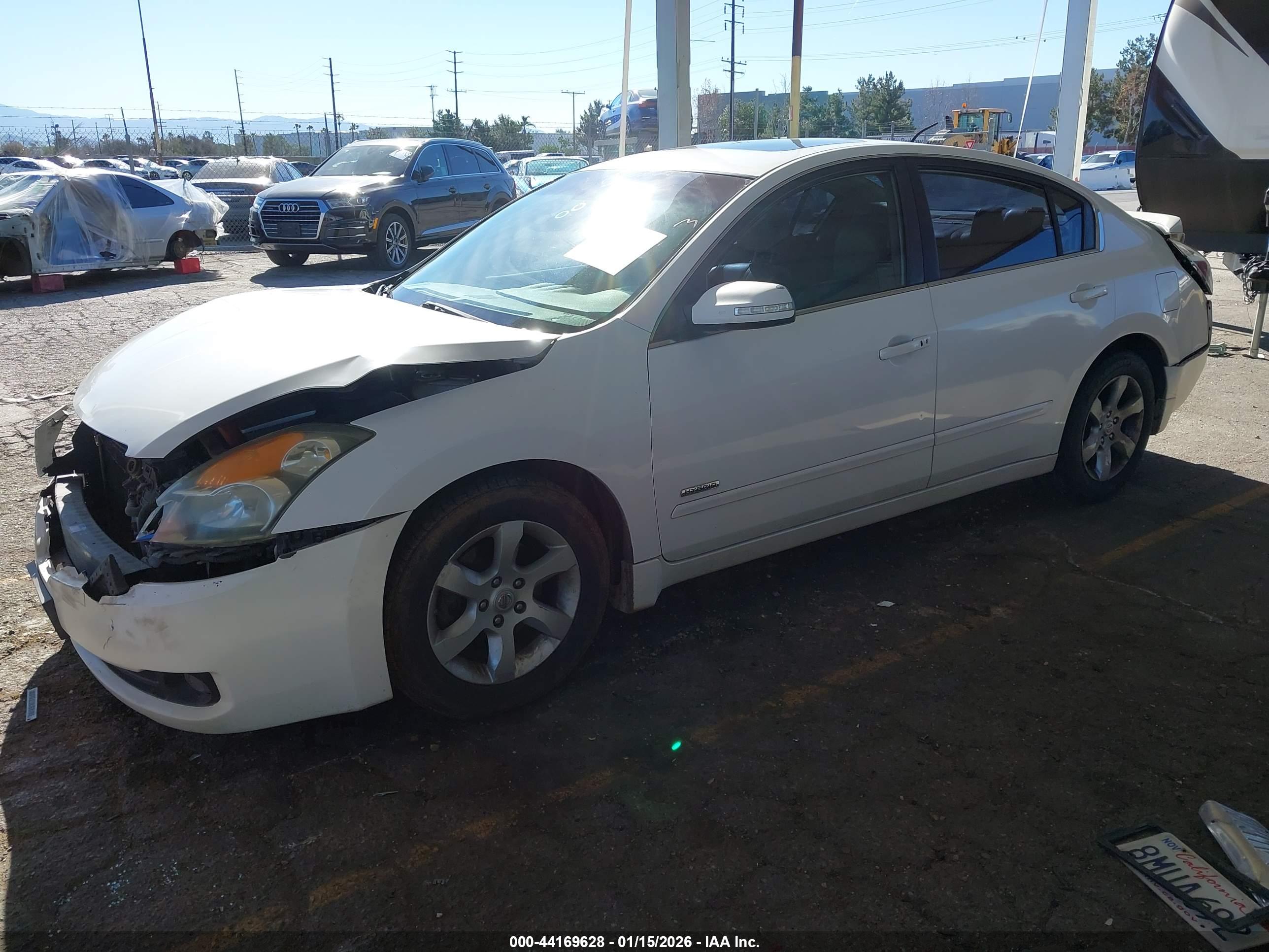 NISSAN ALTIMA image 2