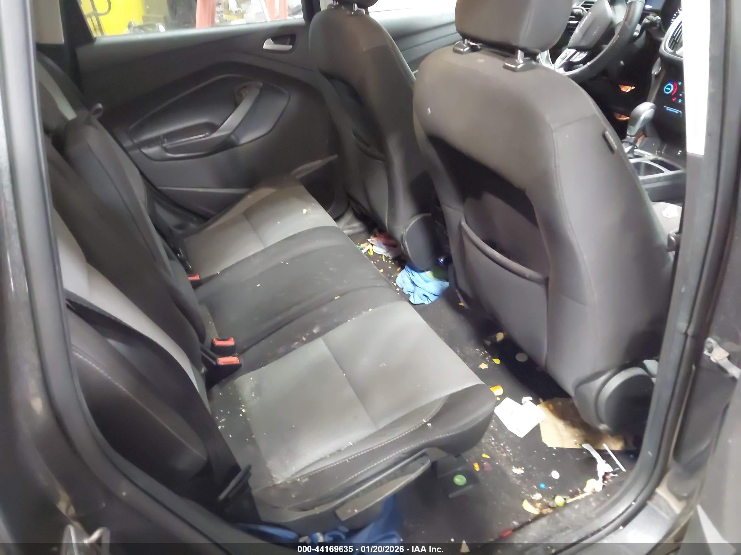 FORD ESCAPE image 8