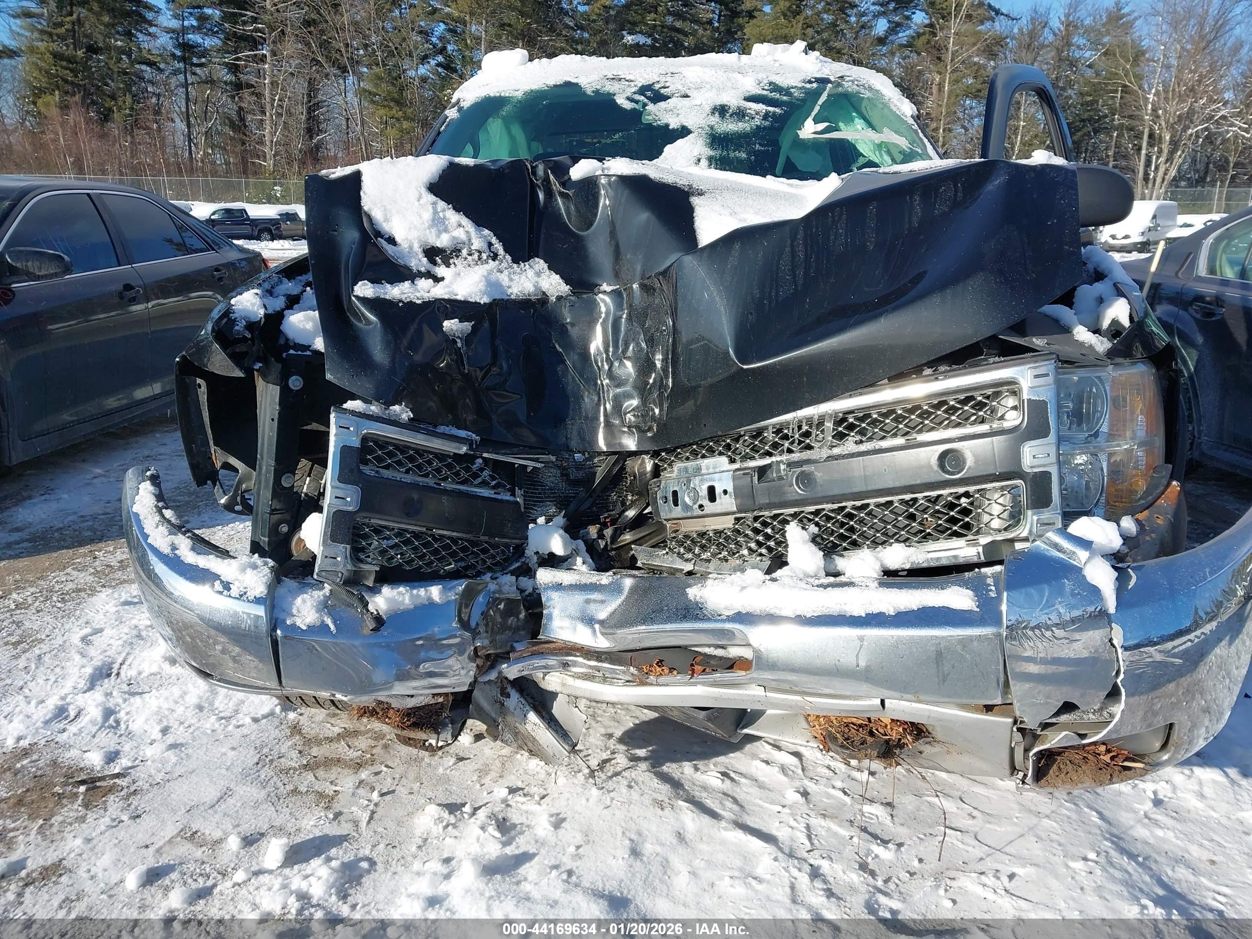 CHEVROLET SILVERADO image 6