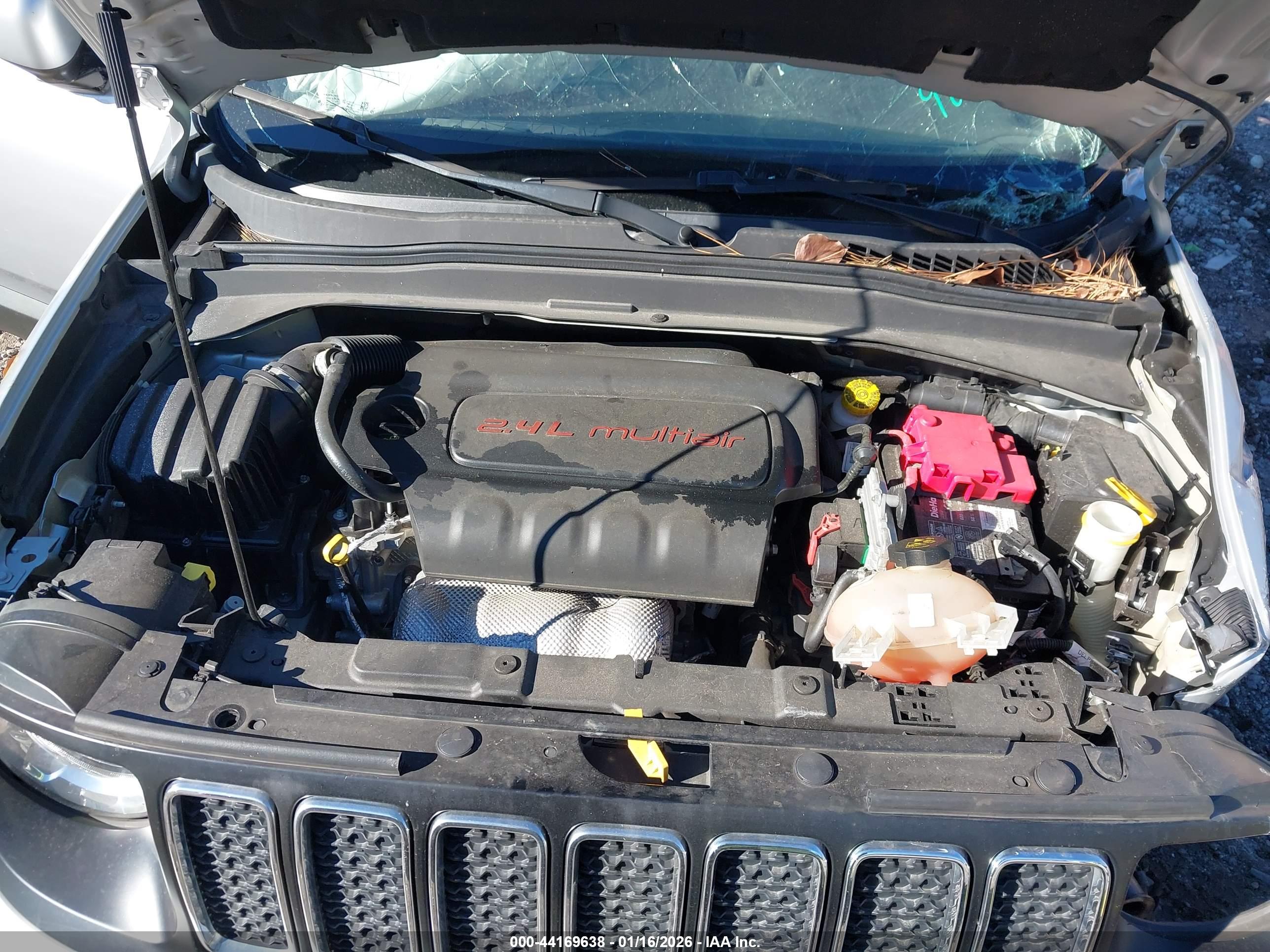 JEEP RENEGADE image 10