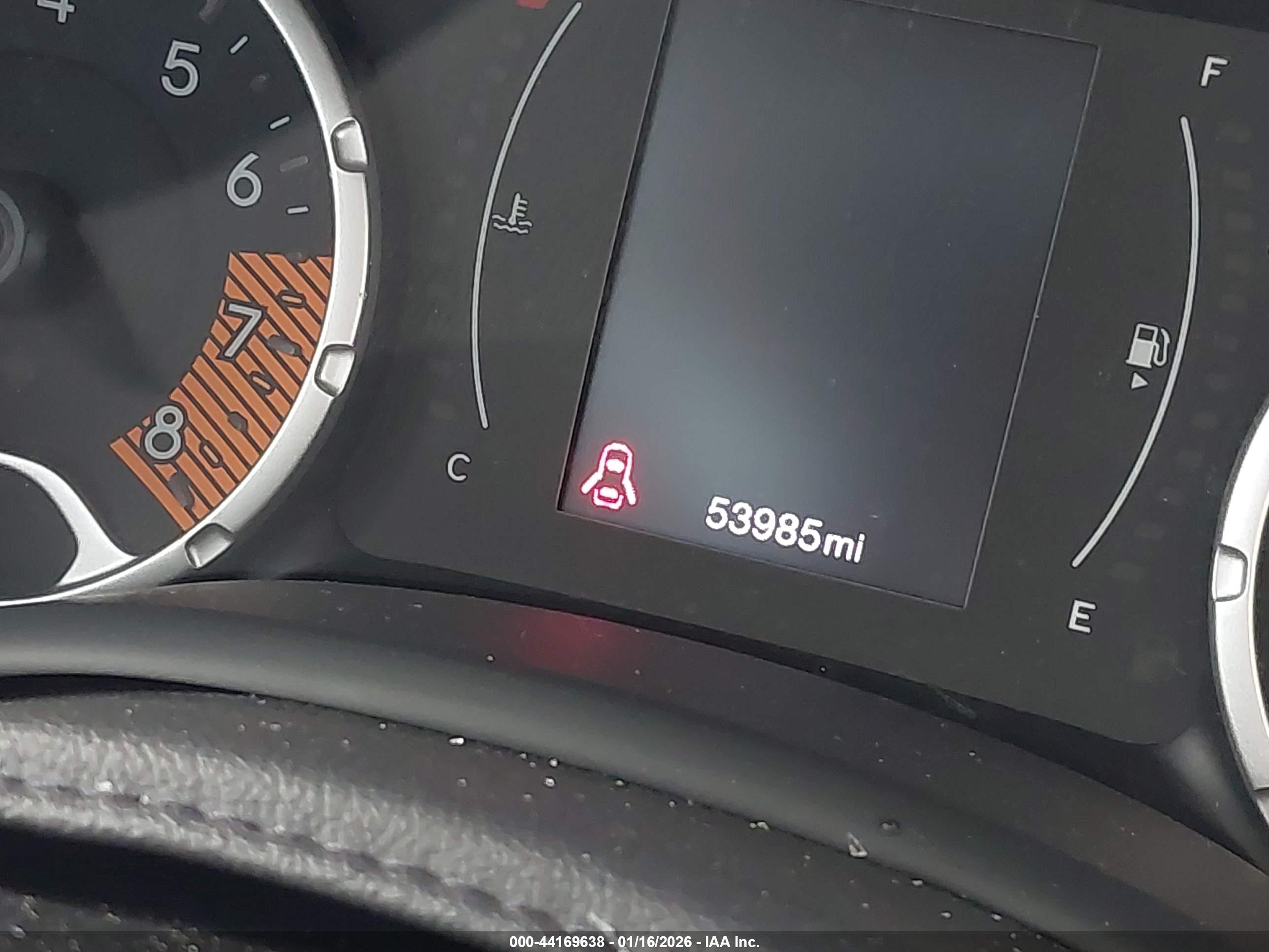 JEEP RENEGADE image 7