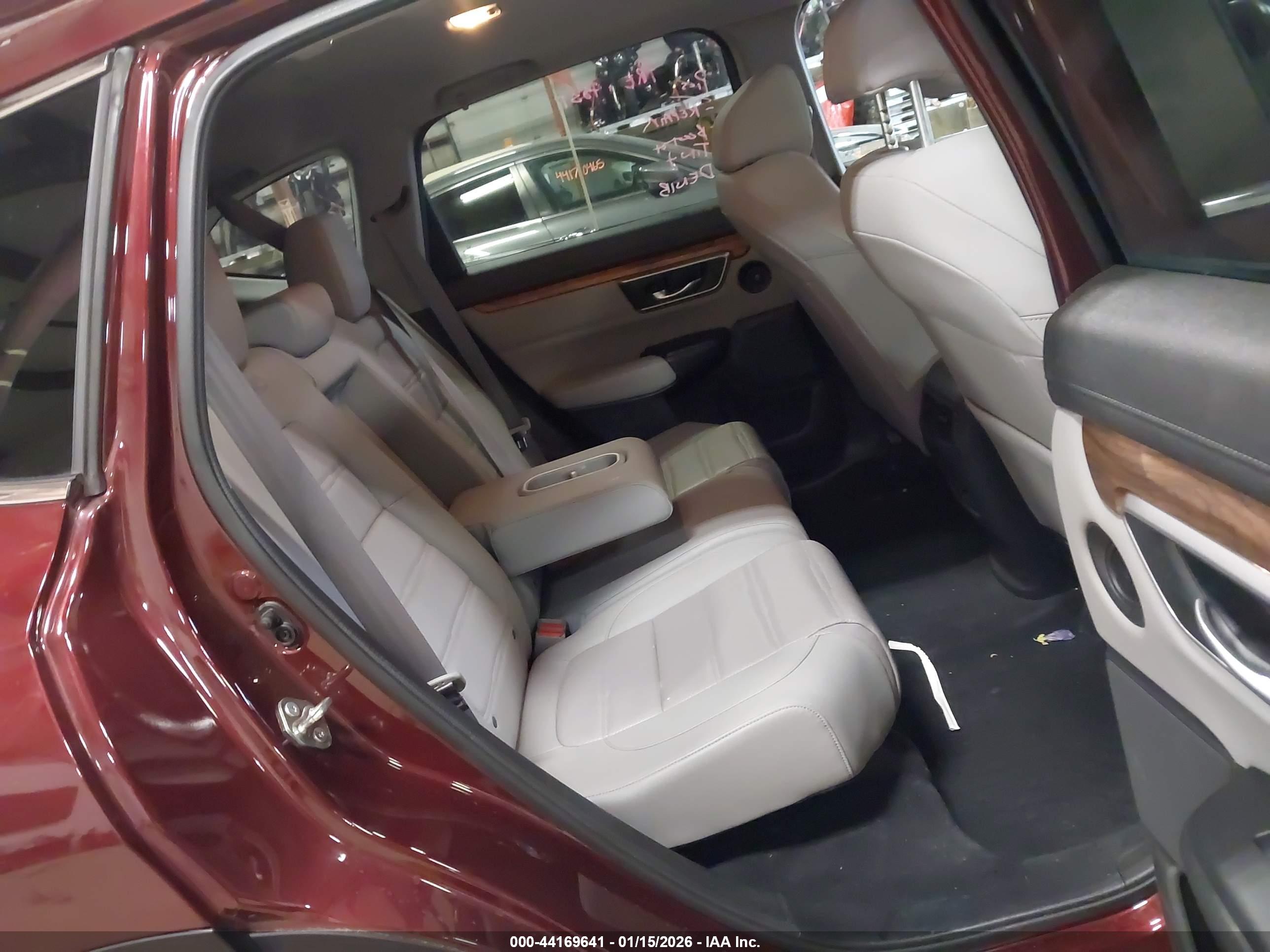 HONDA CR-V image 8