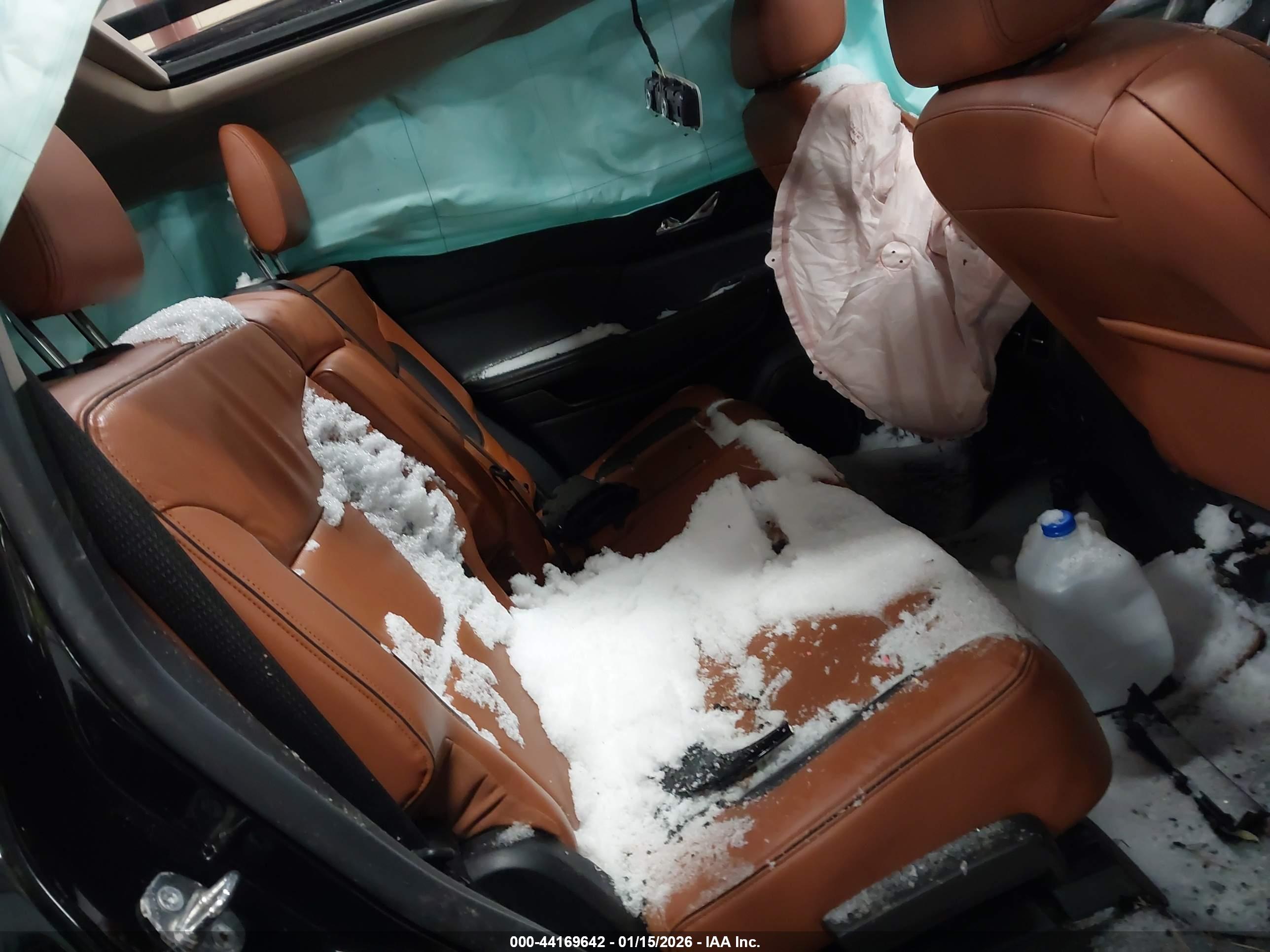GMC ACADIA image 8