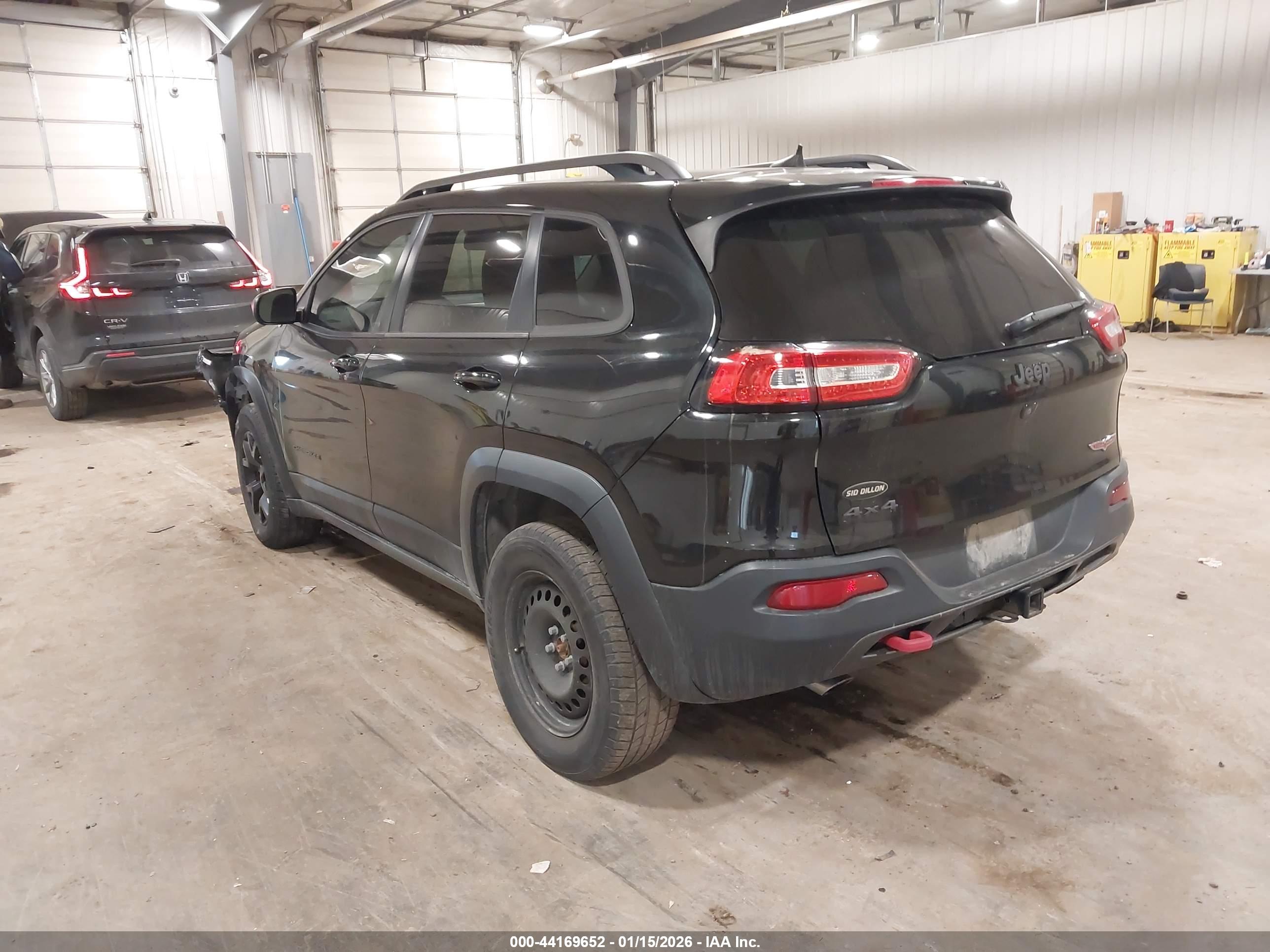 JEEP CHEROKEE image 3