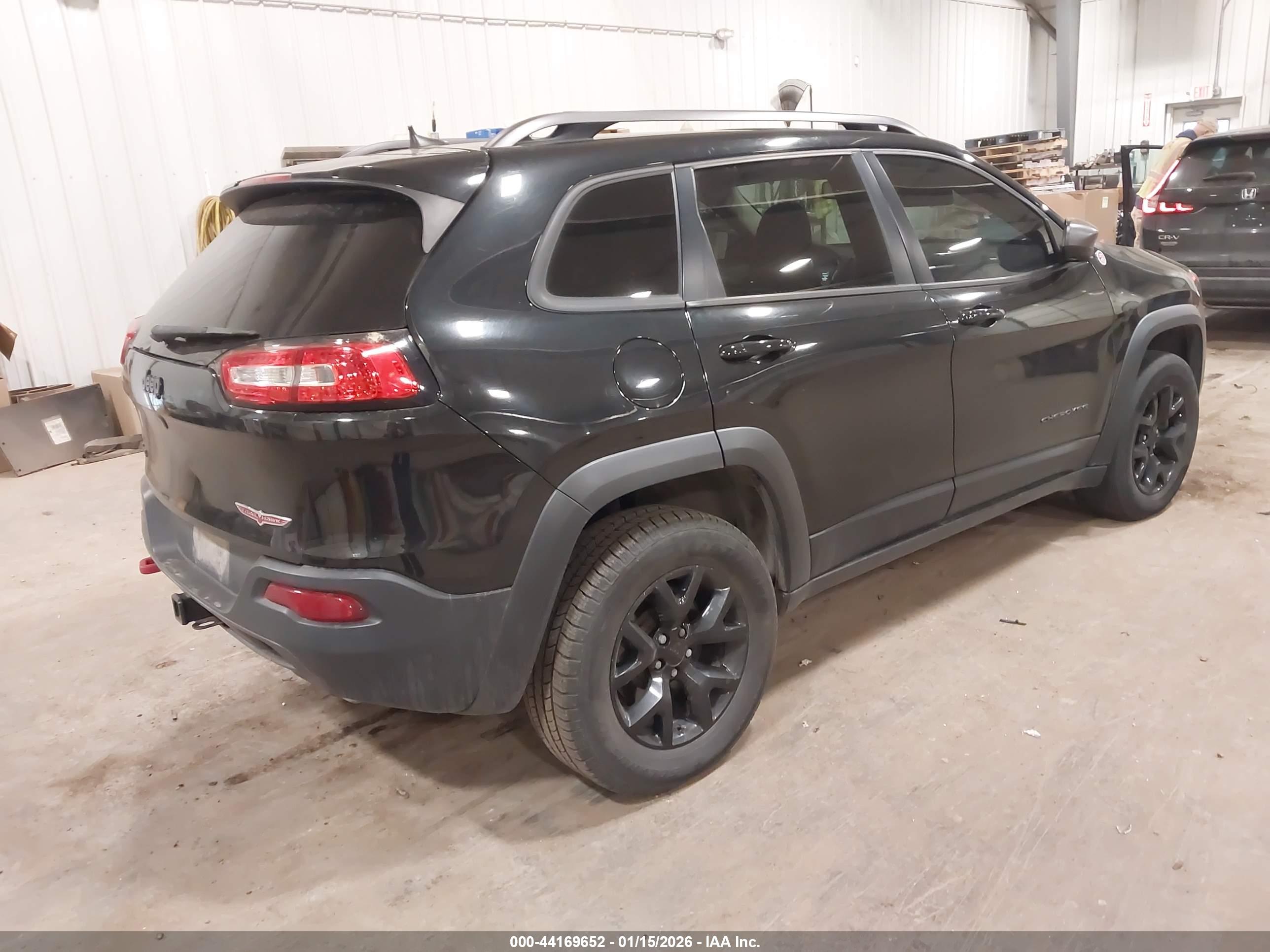JEEP CHEROKEE image 4