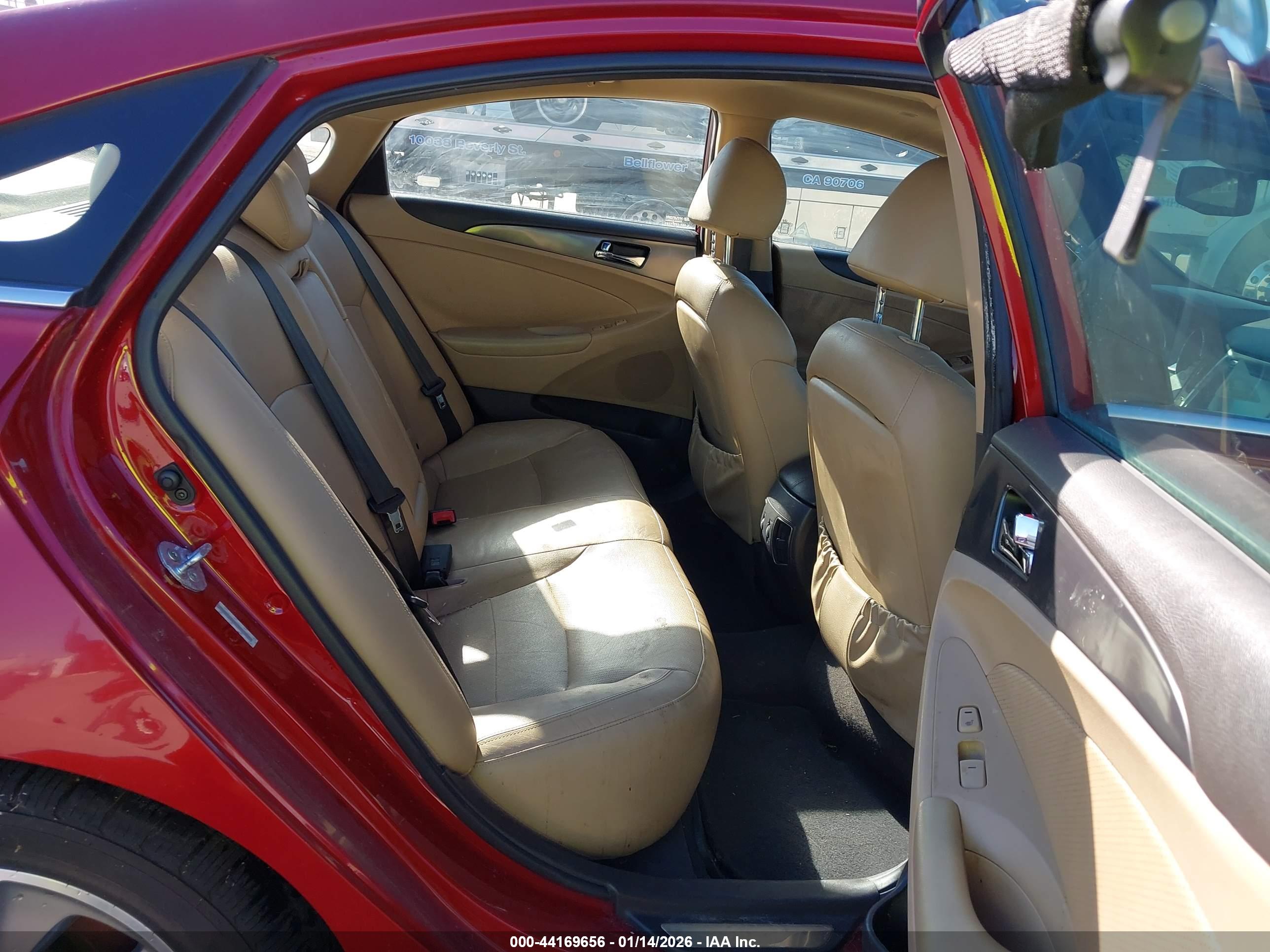 HYUNDAI SONATA image 8