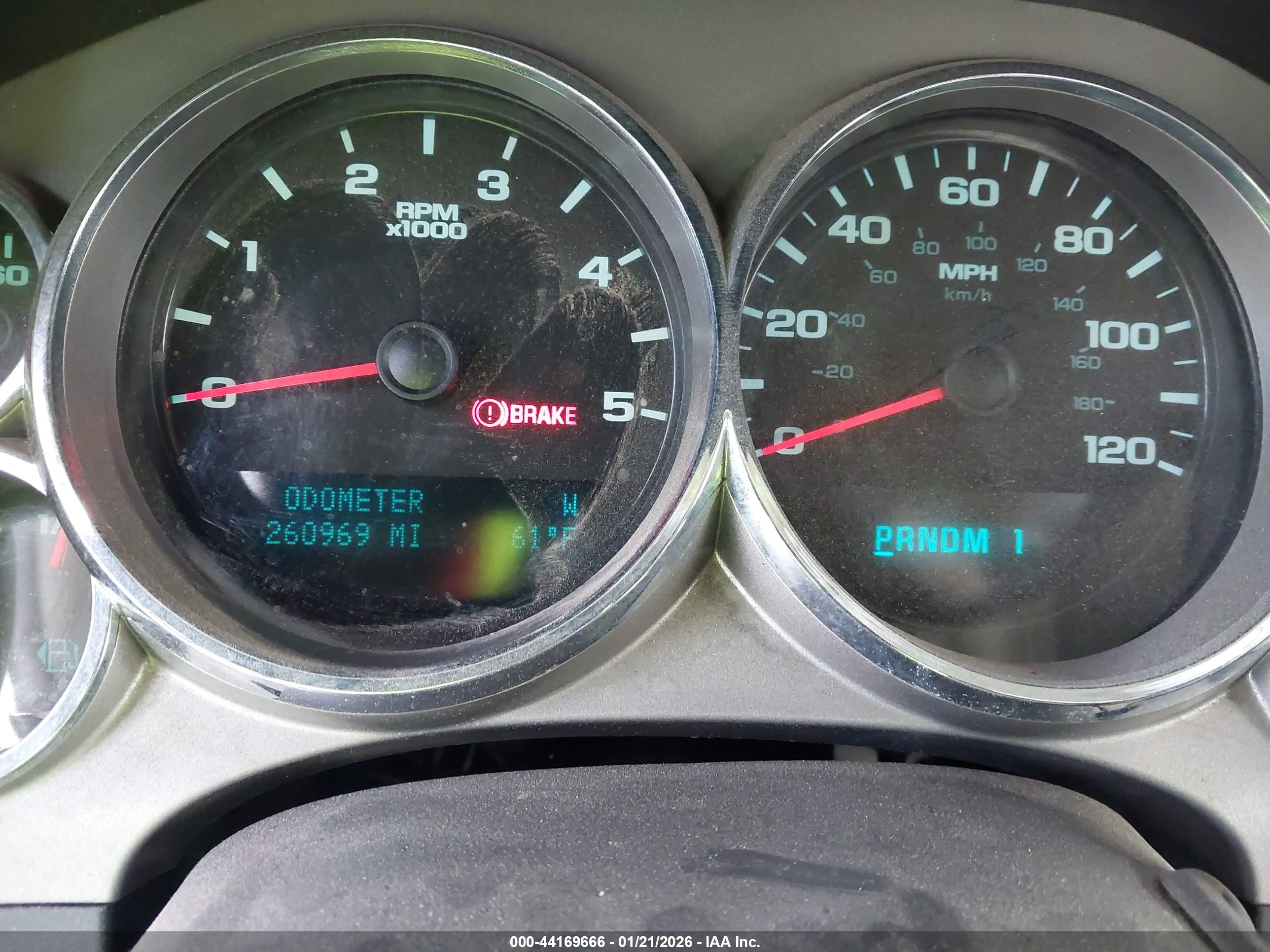 CHEVROLET SILVERADO image 6