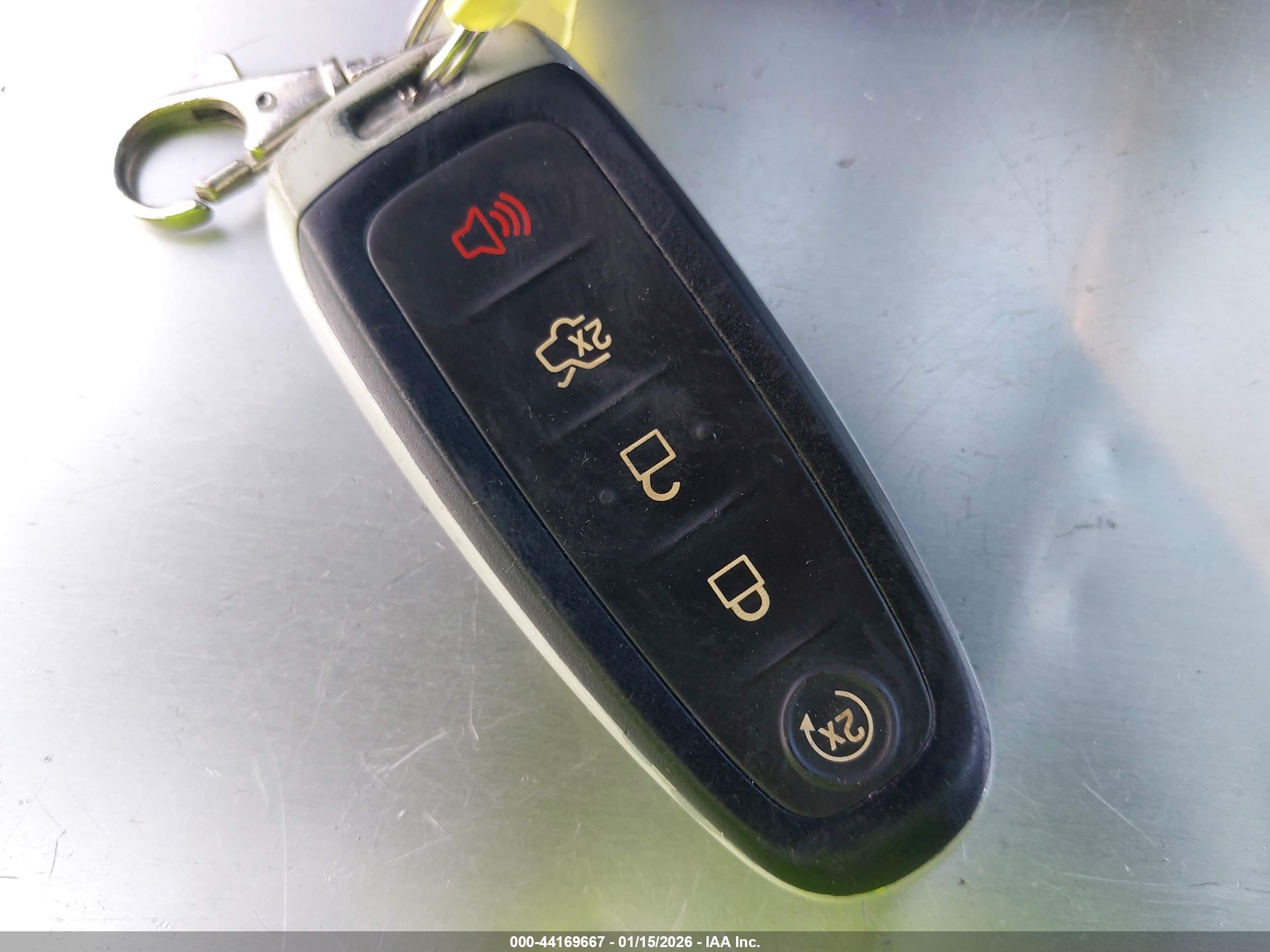 FORD ESCAPE image 11