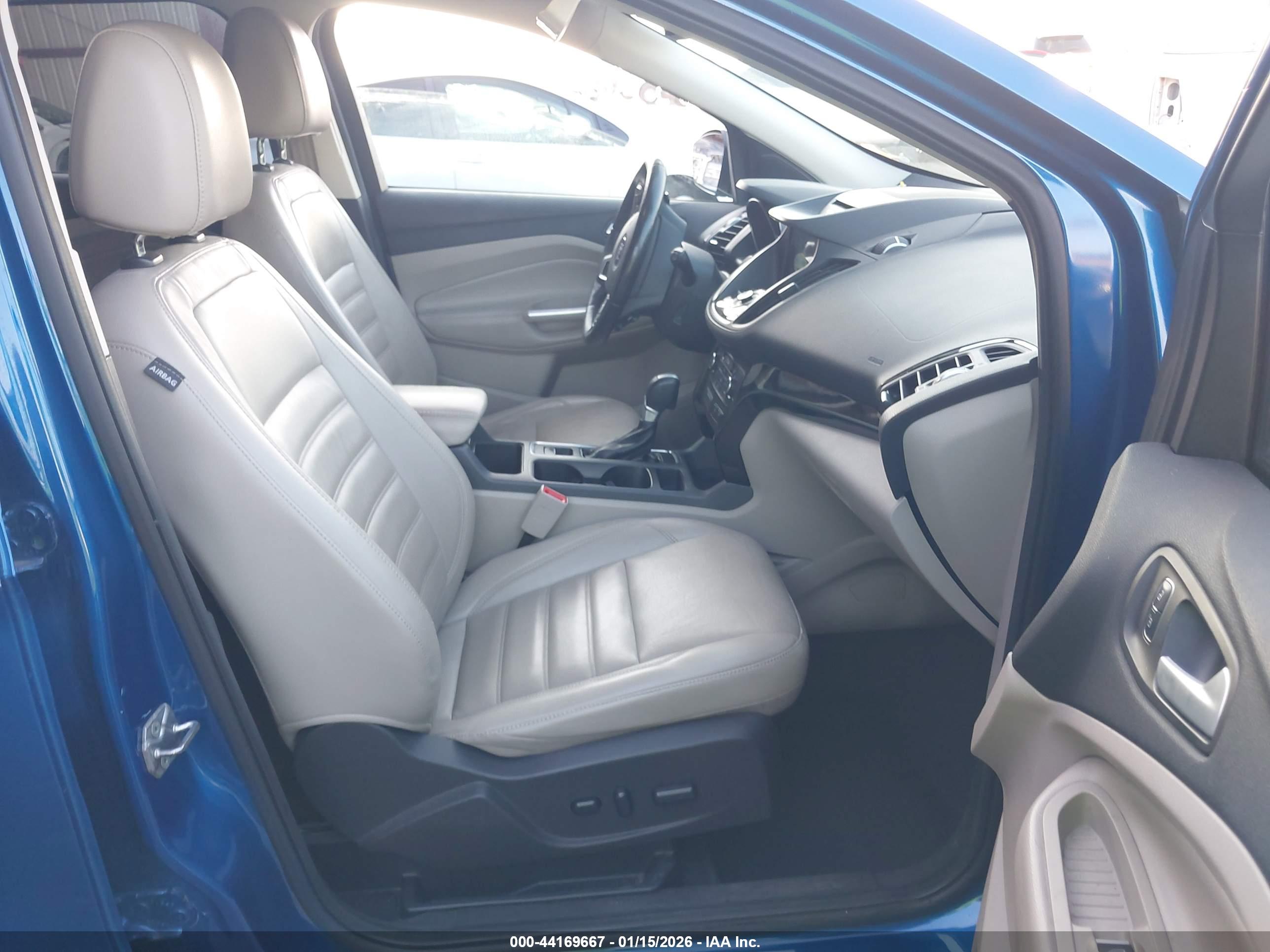 FORD ESCAPE image 5