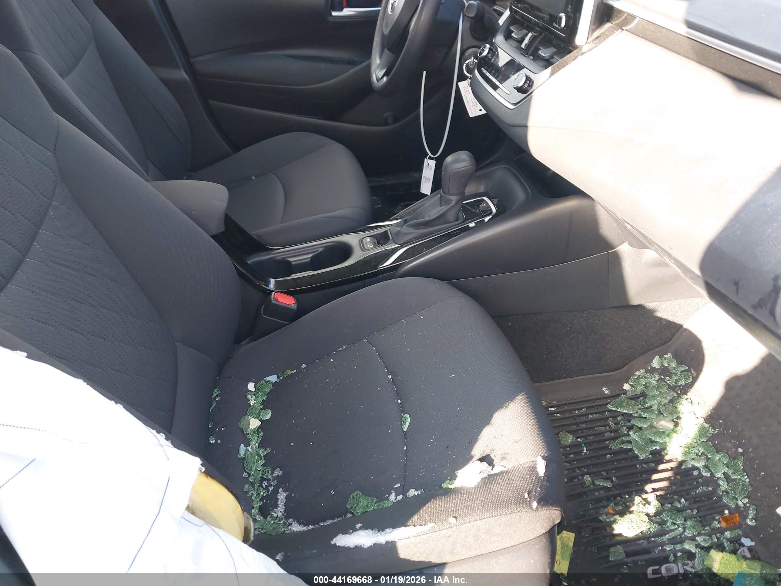 TOYOTA COROLLA image 5
