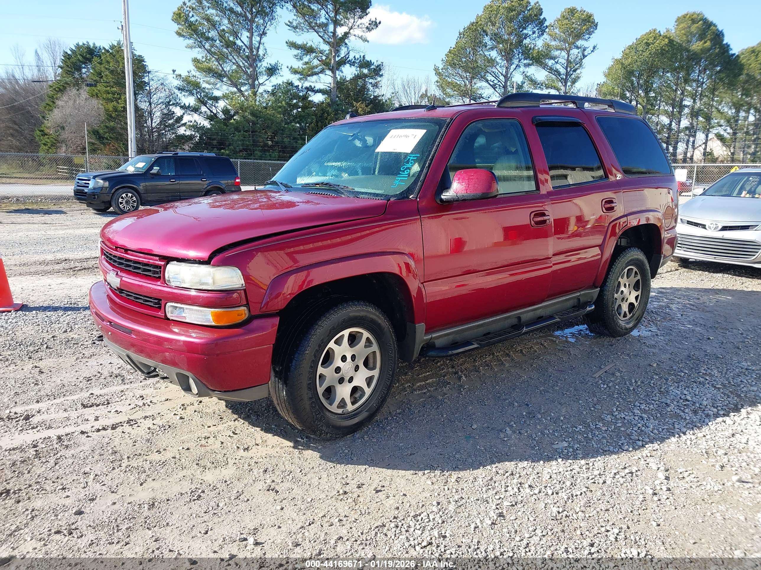 CHEVROLET TAHOE image 2