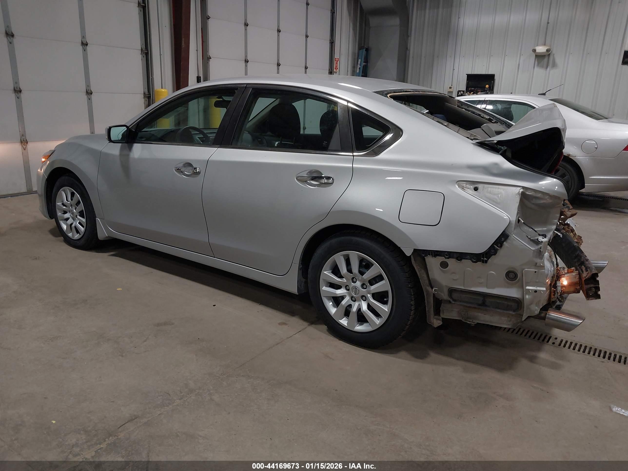 NISSAN ALTIMA image 3