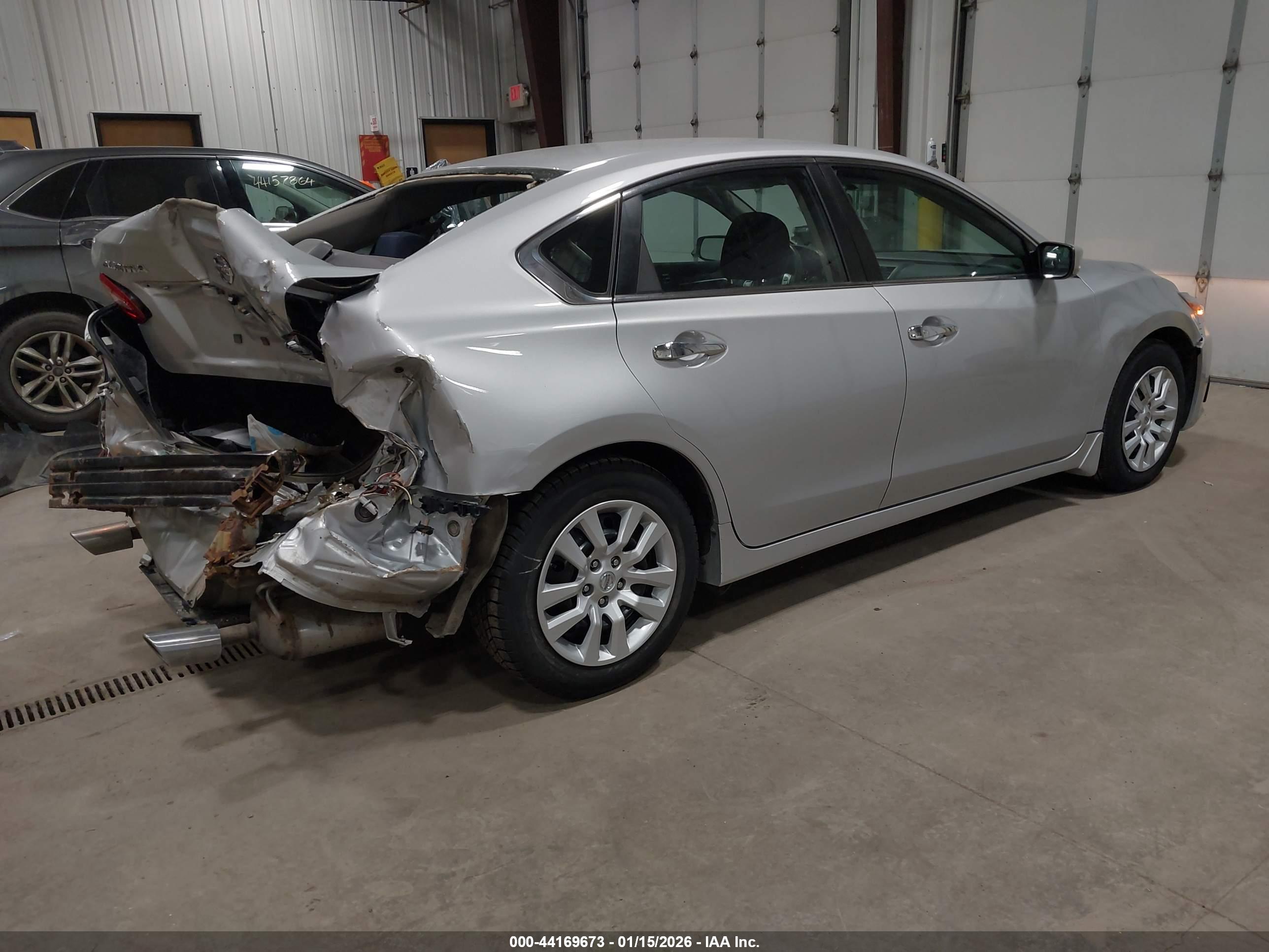 NISSAN ALTIMA image 4