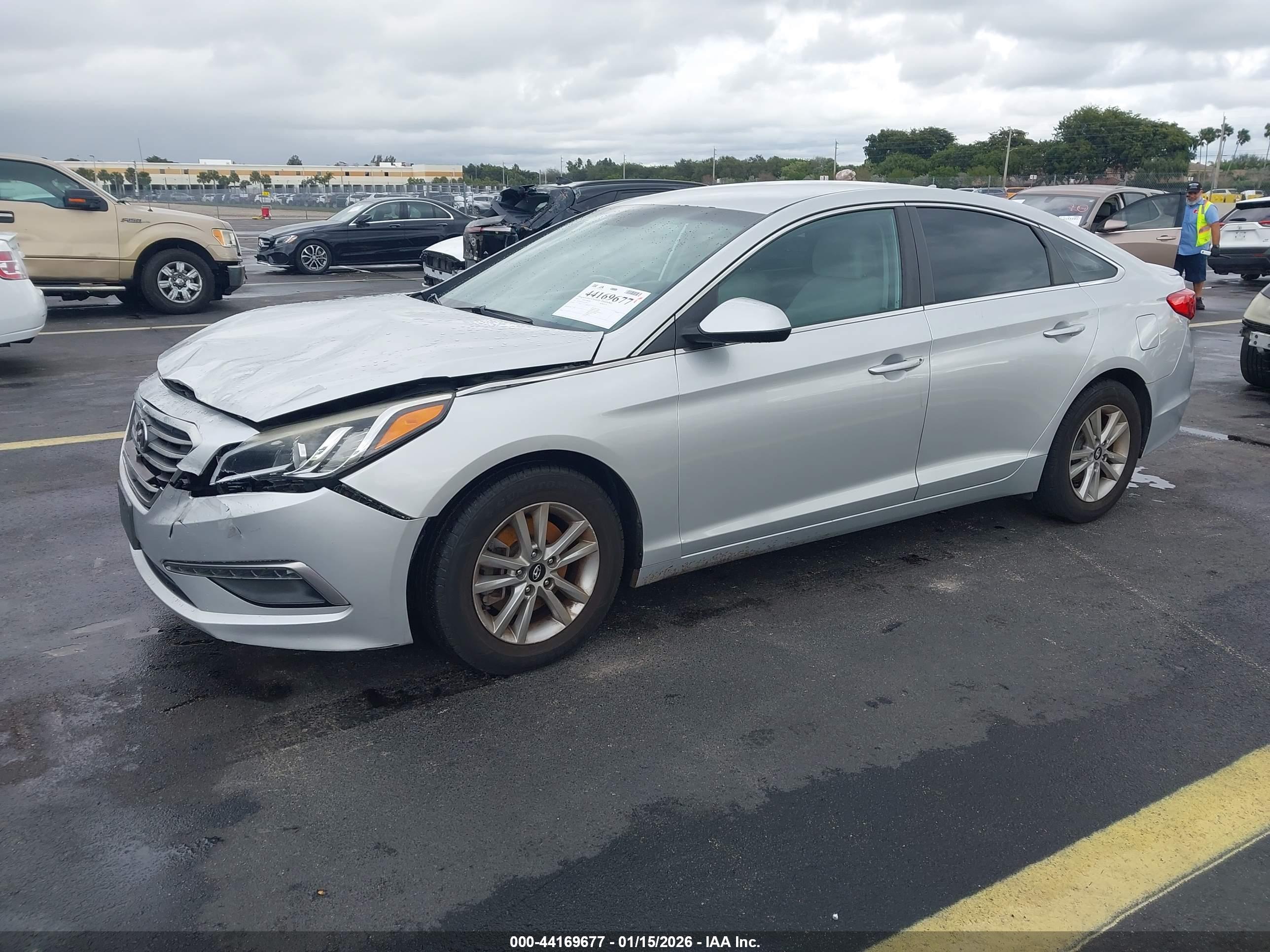 HYUNDAI SONATA image 2