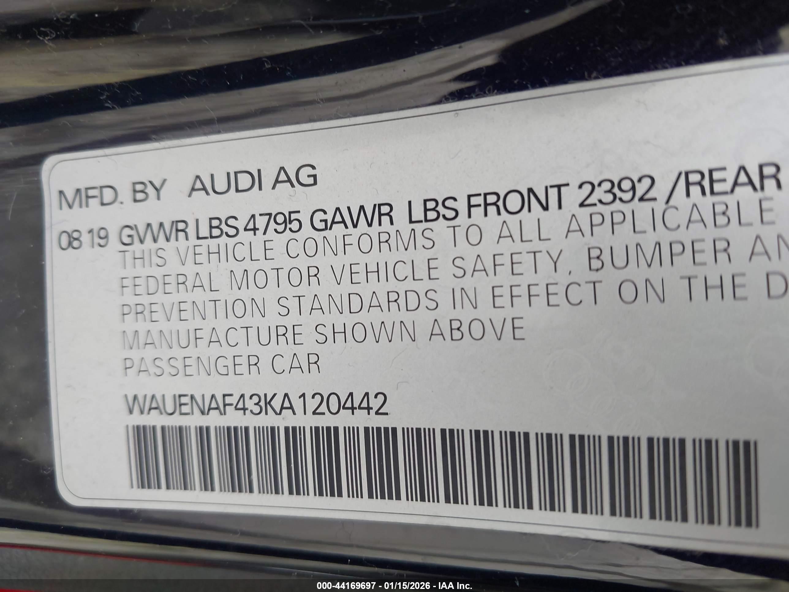 AUDI A4 image 9