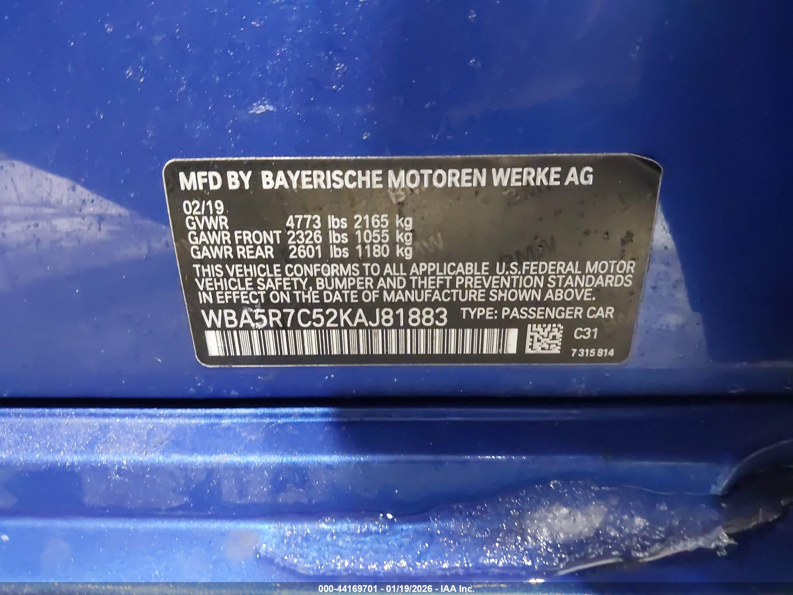 BMW 330I image 9