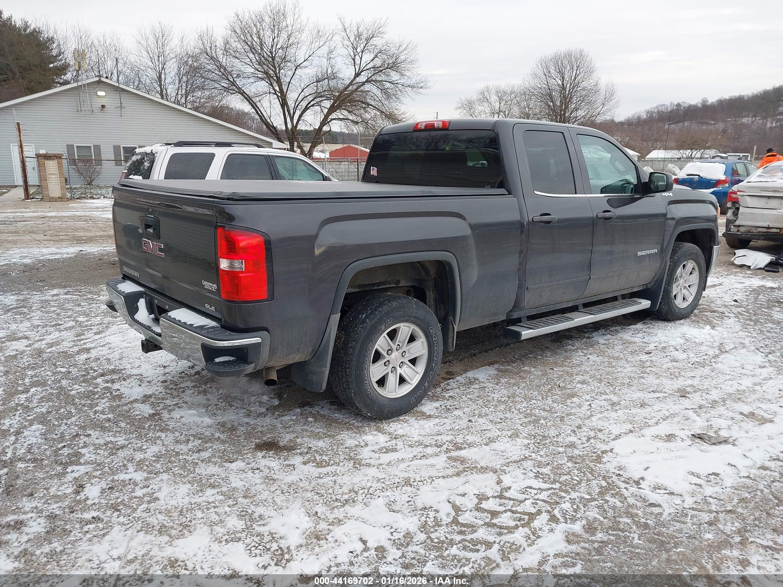 GMC SIERRA image 4