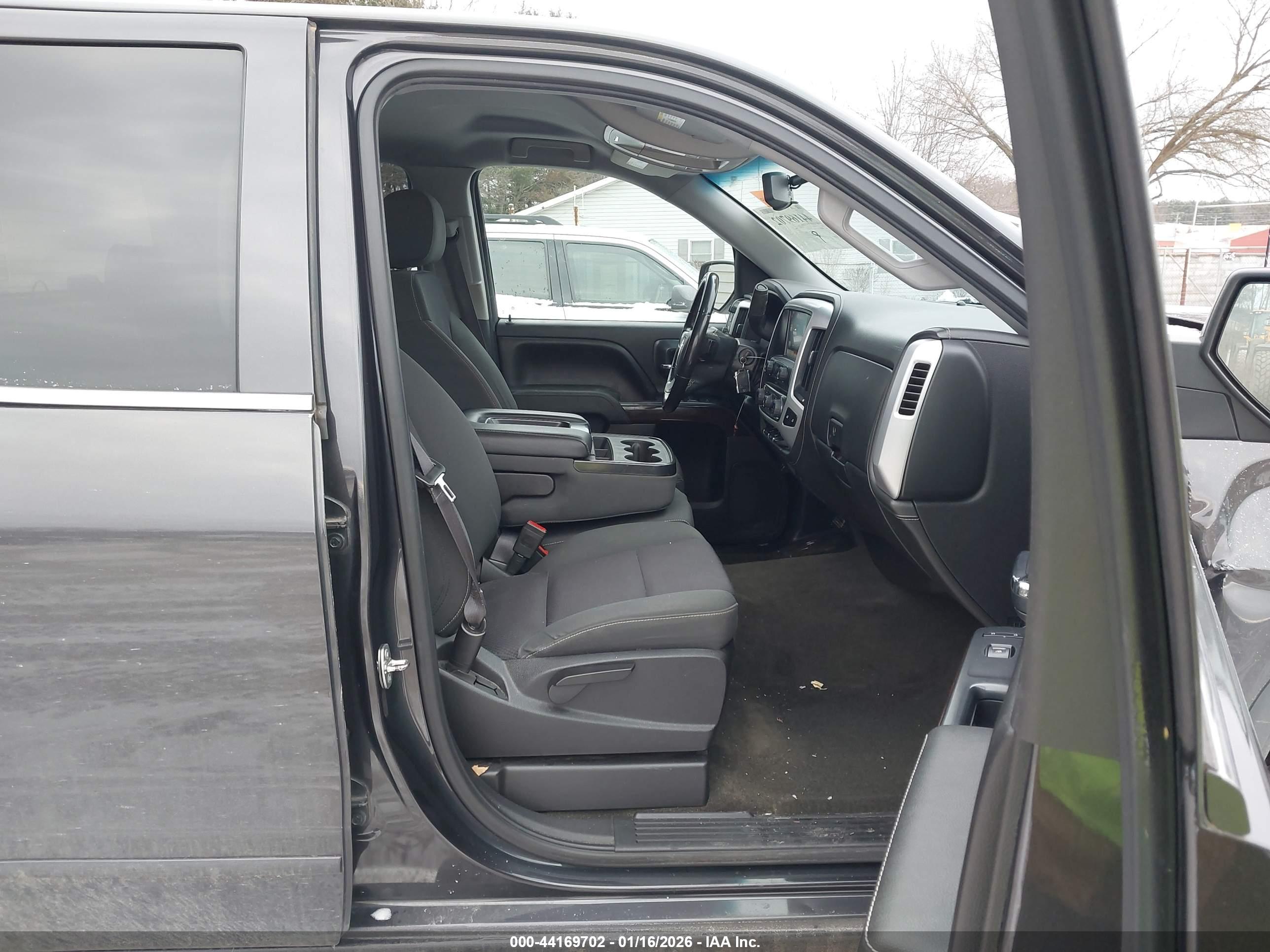 GMC SIERRA image 5