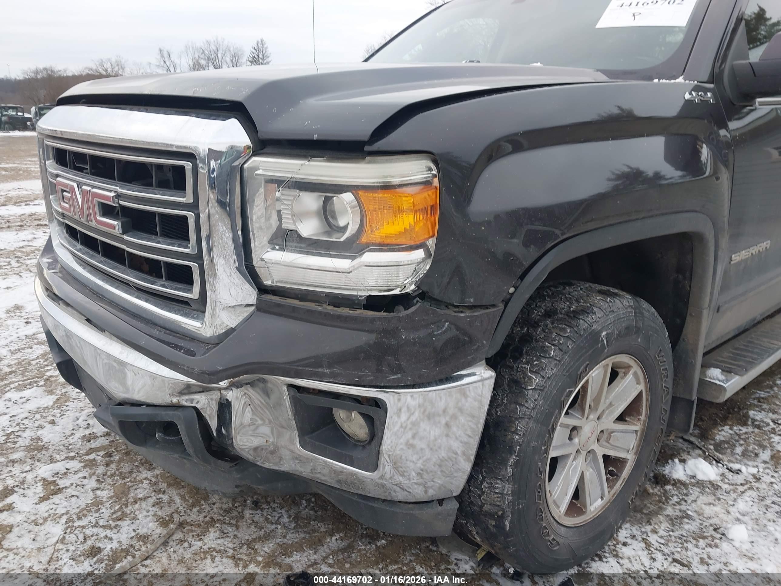 GMC SIERRA image 6