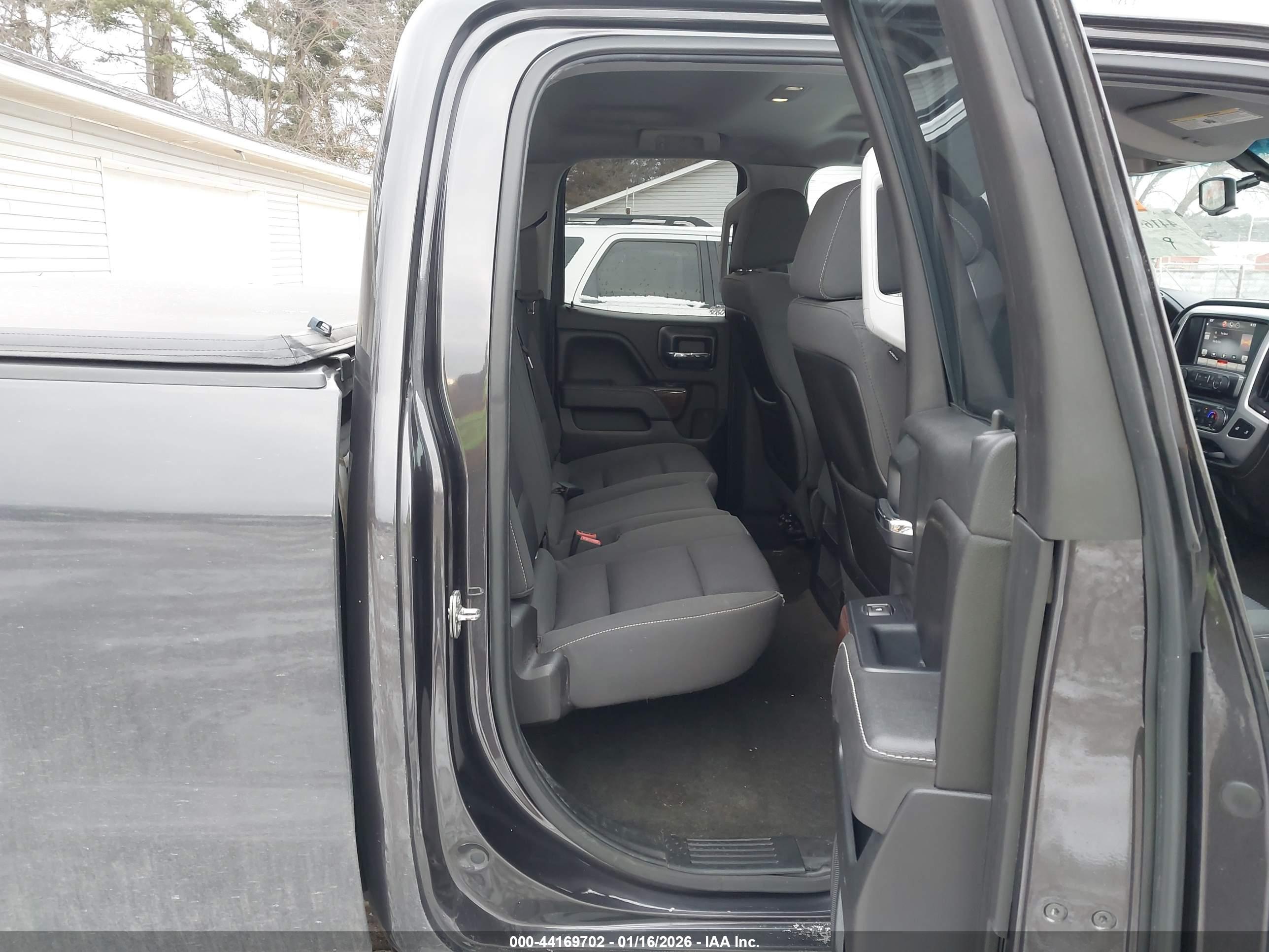 GMC SIERRA image 8