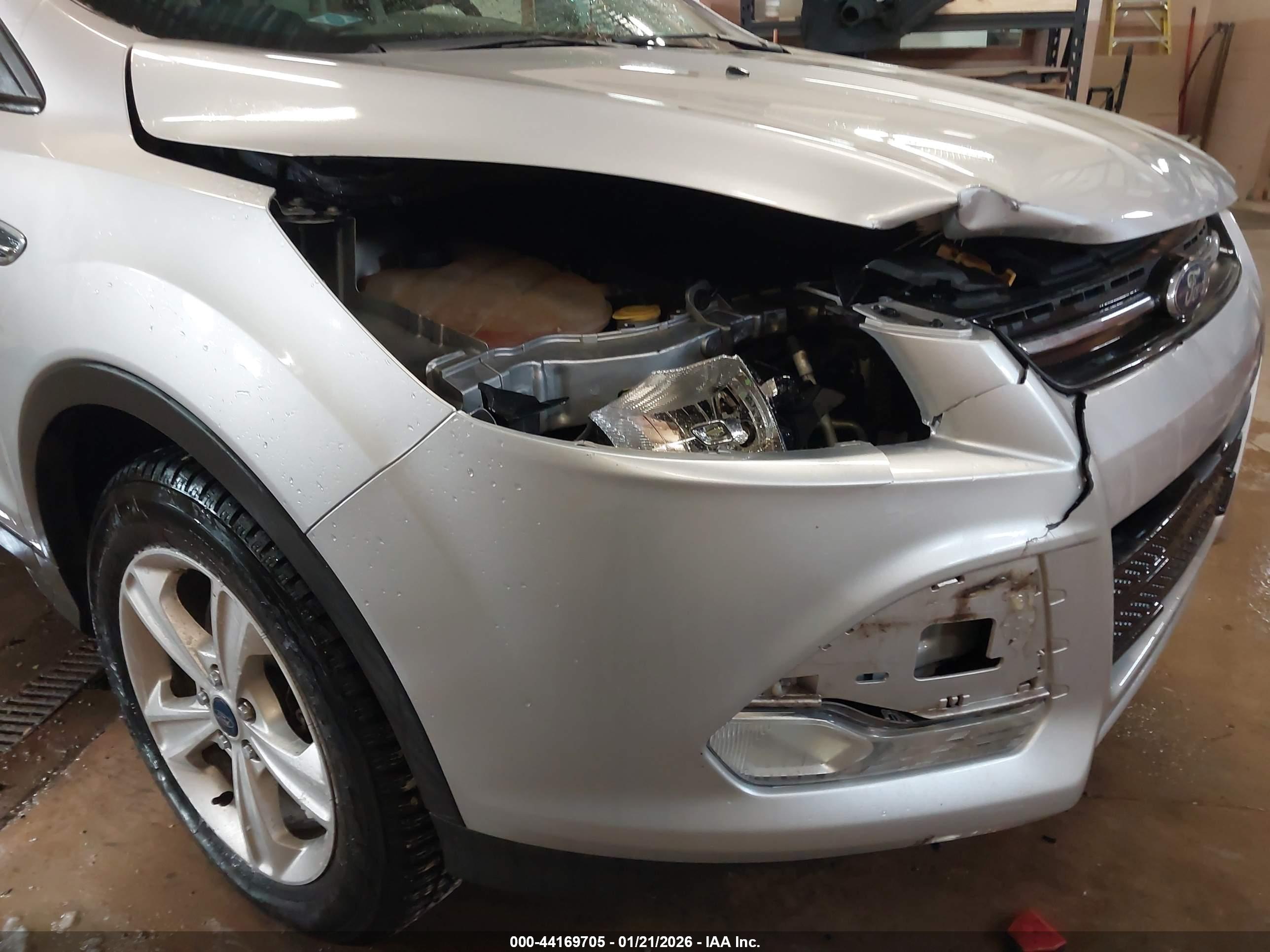 FORD ESCAPE image 6