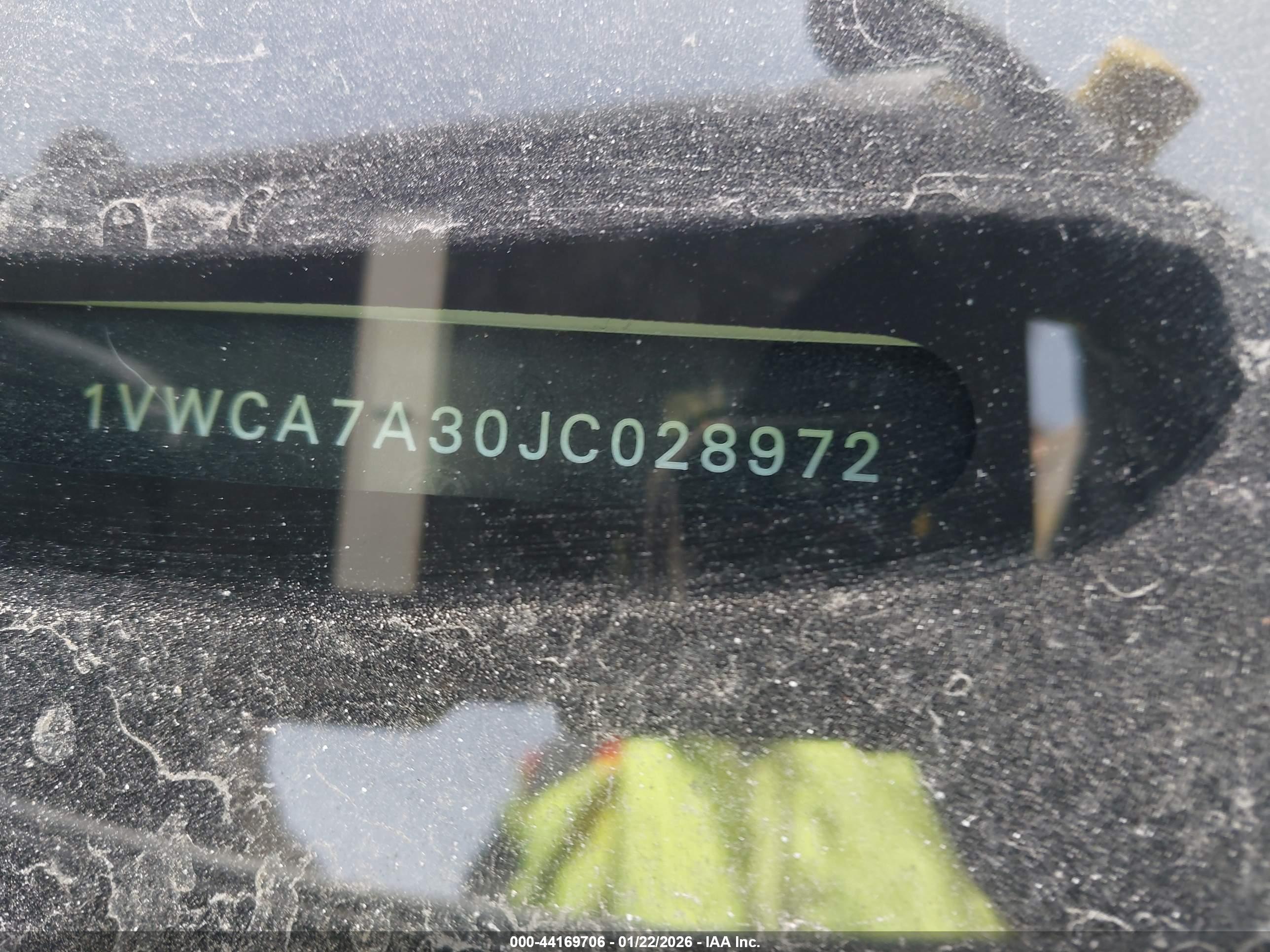 VOLKSWAGEN PASSAT image 9