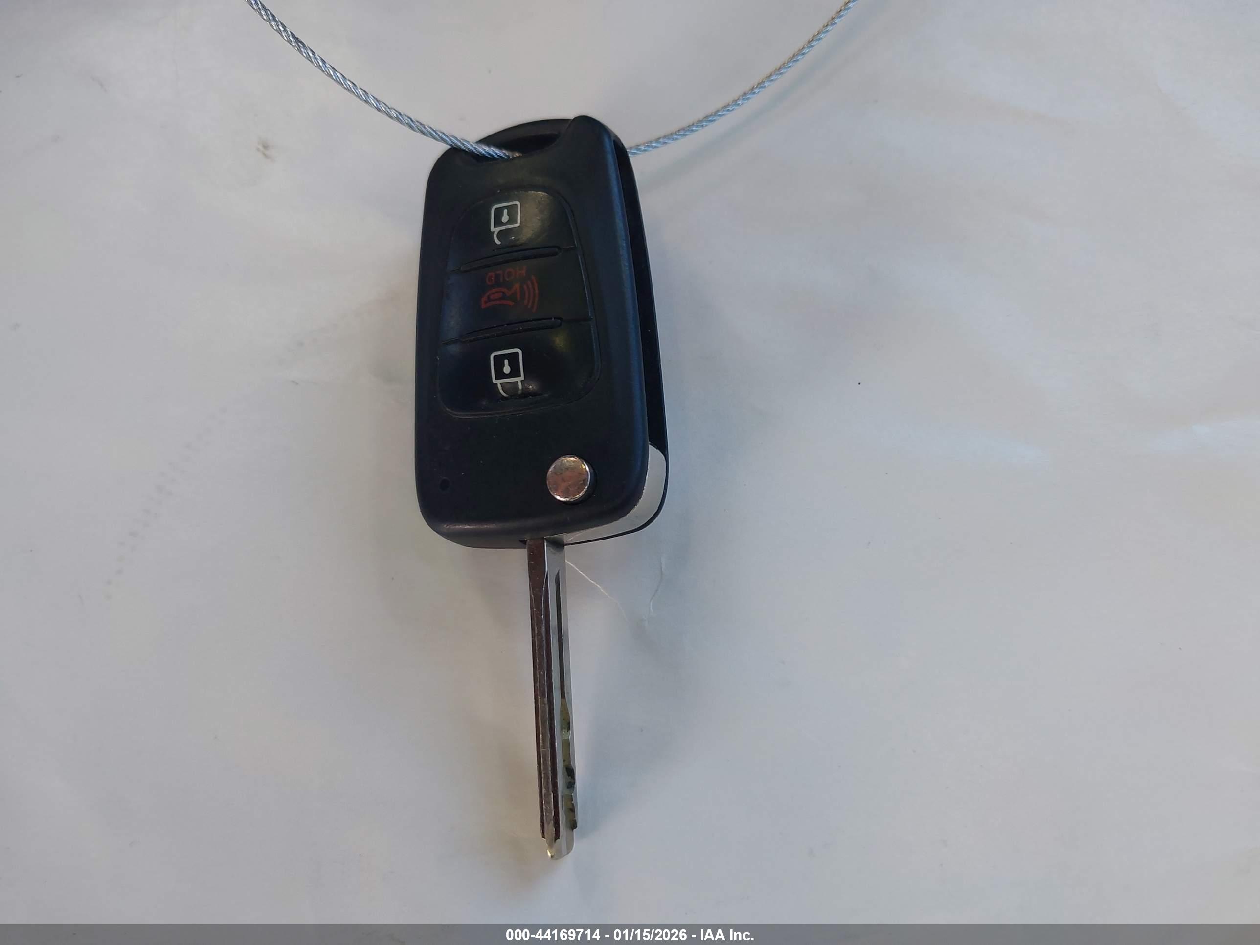 KIA SPORTAGE image 11